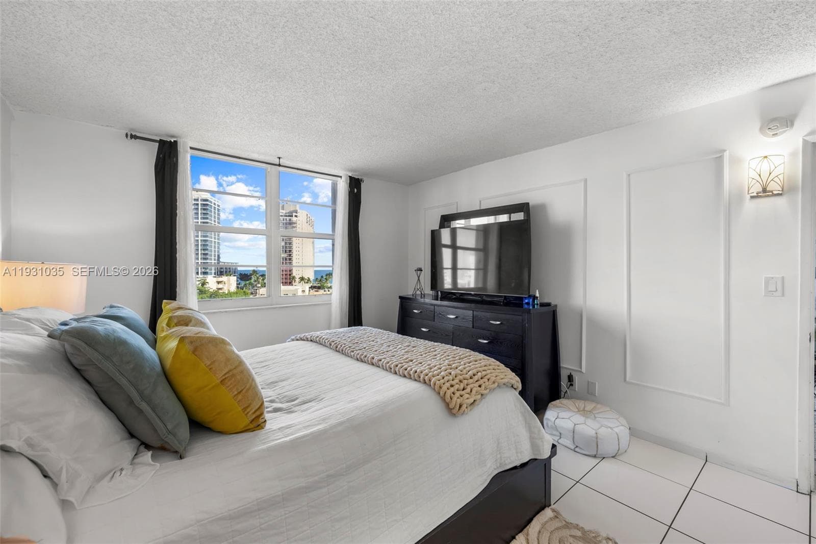 A11931035 — Miami Beach — 20