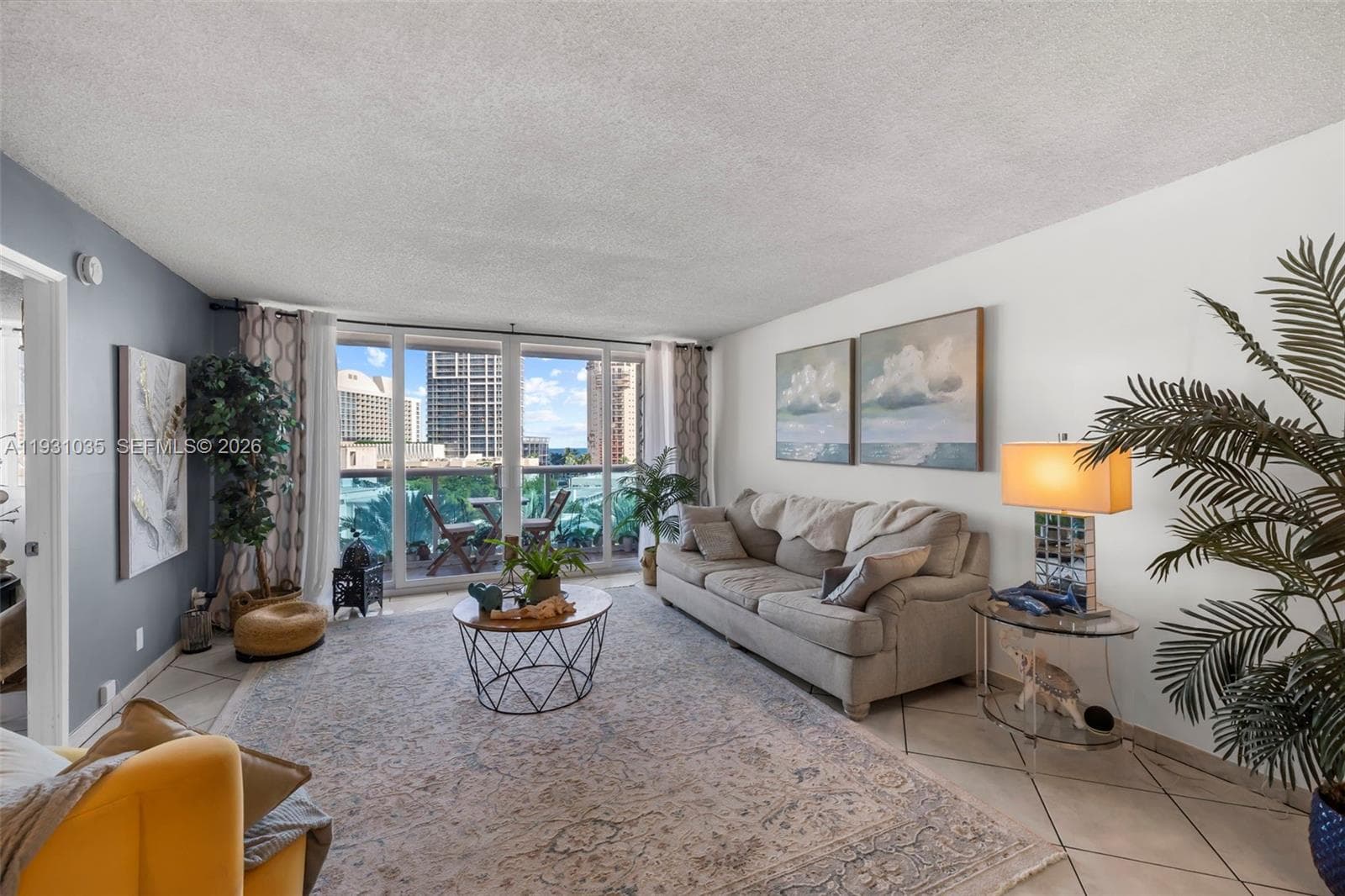 A11931035 — Miami Beach — 8