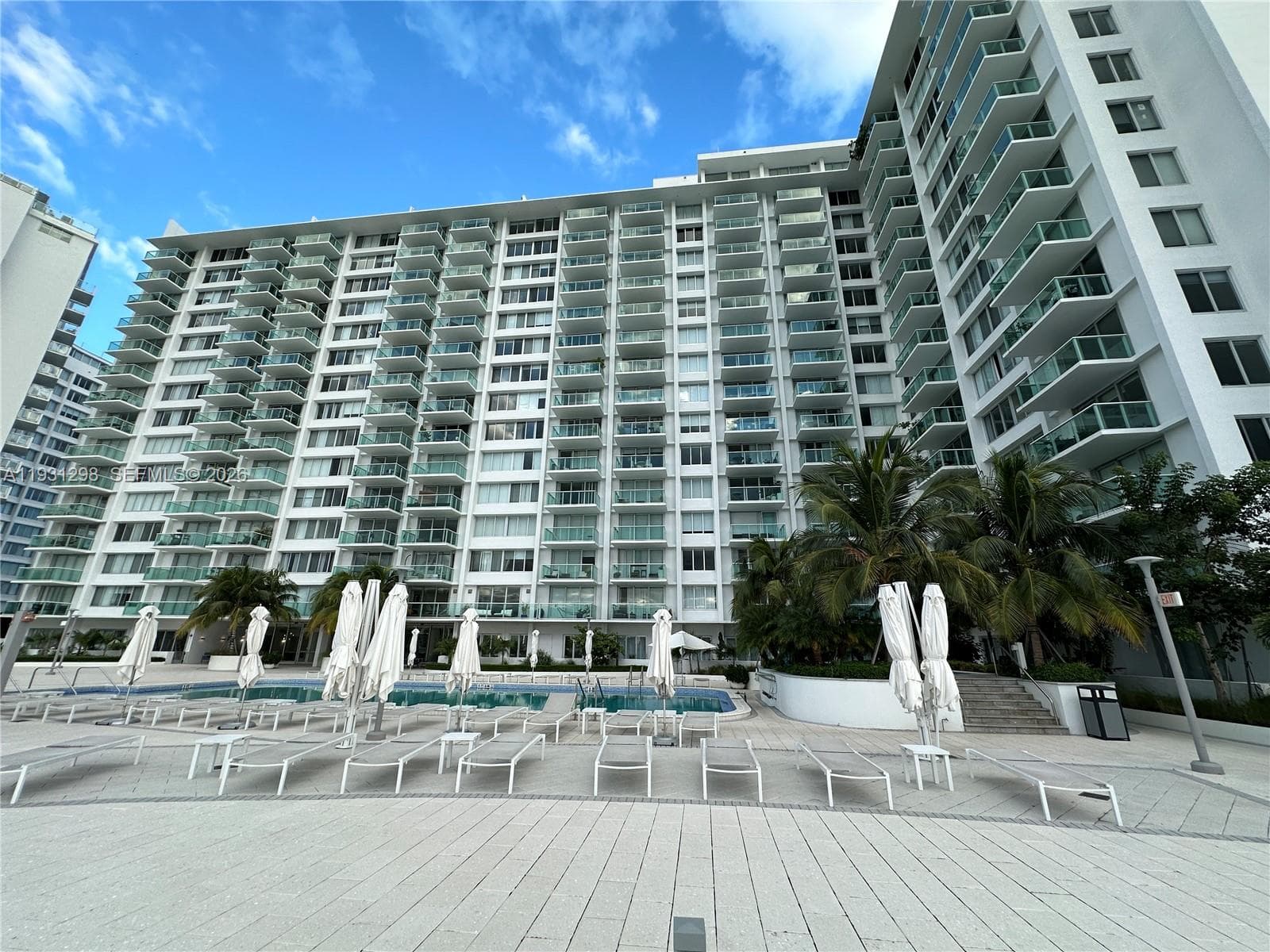 A11931298 — Miami Beach — 8