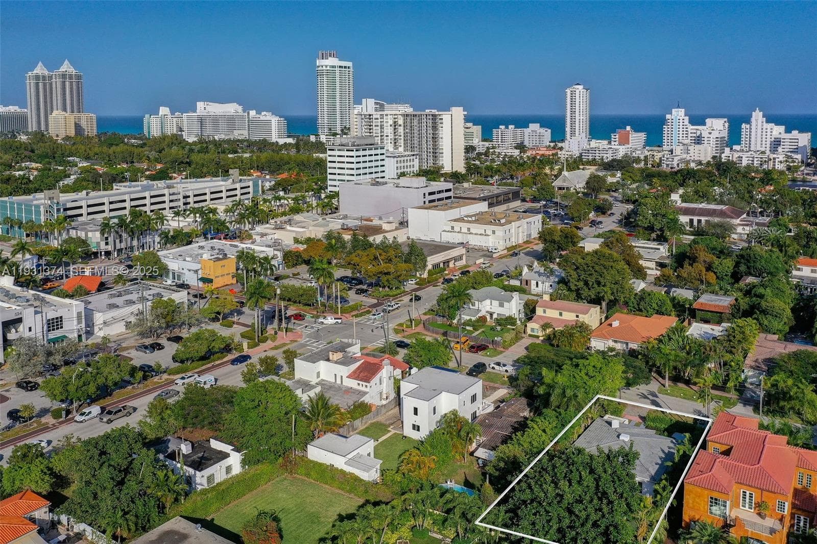 A11931374 — Miami Beach — 44