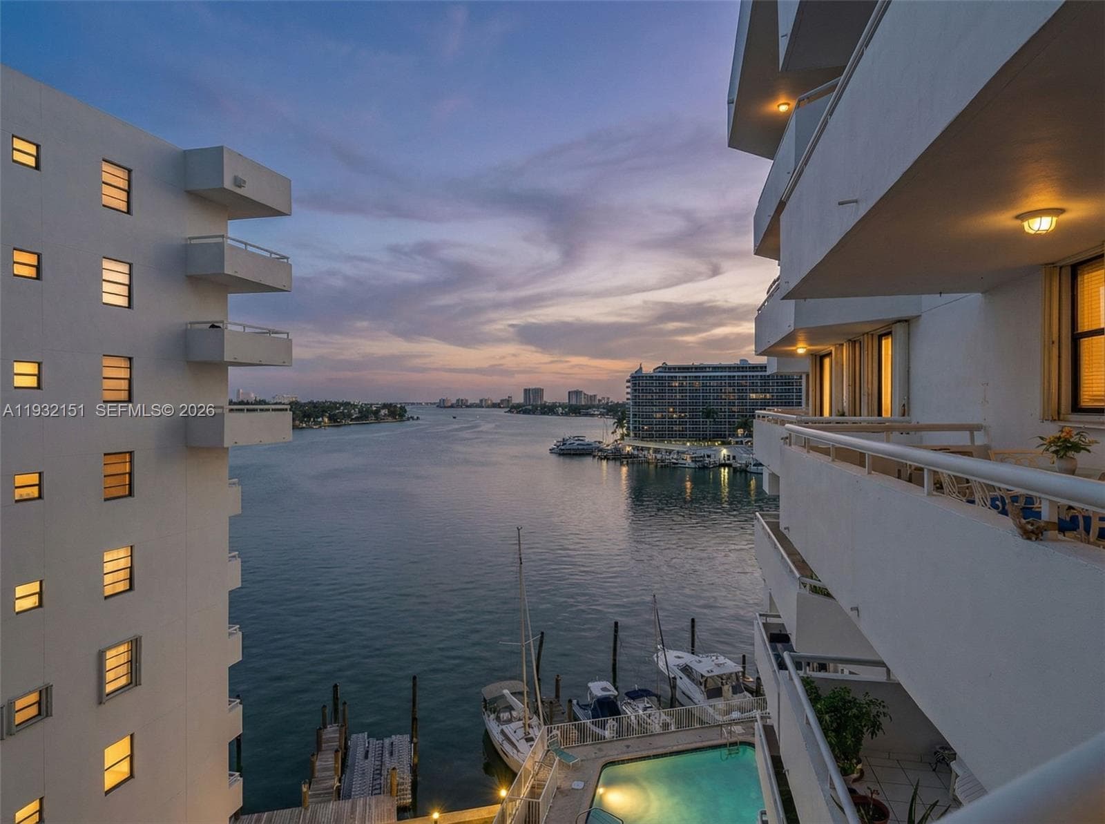 A11932151 — Miami Beach — 2