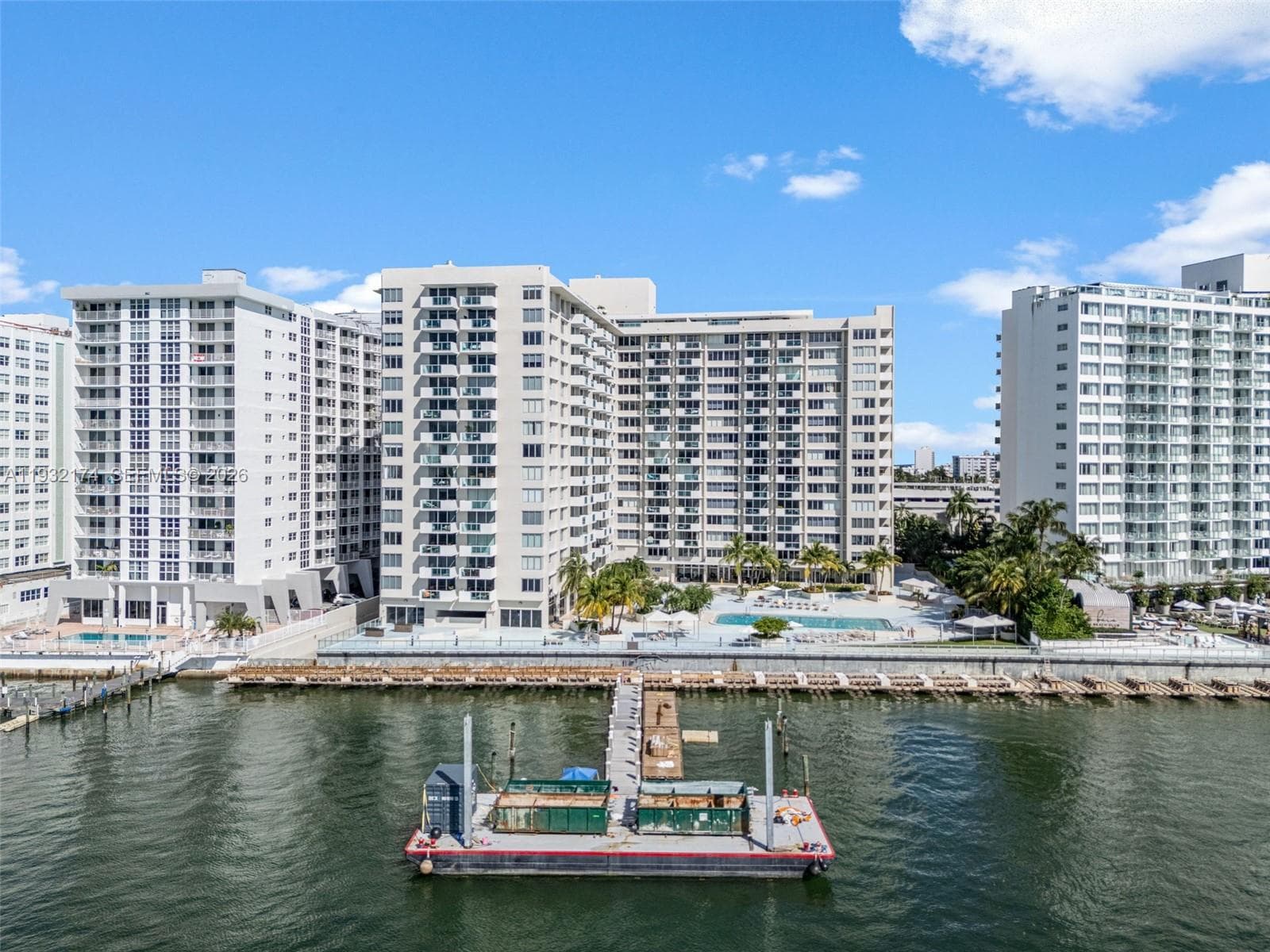 A11932174 — Miami Beach — 17