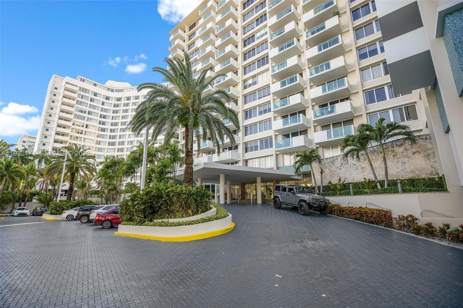 A11932174 — Miami Beach — 22