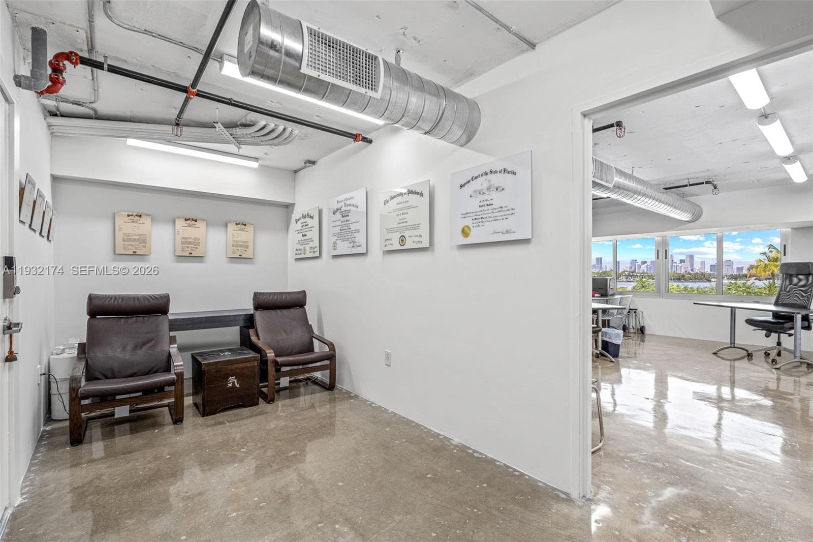 A11932174 — Miami Beach — 3