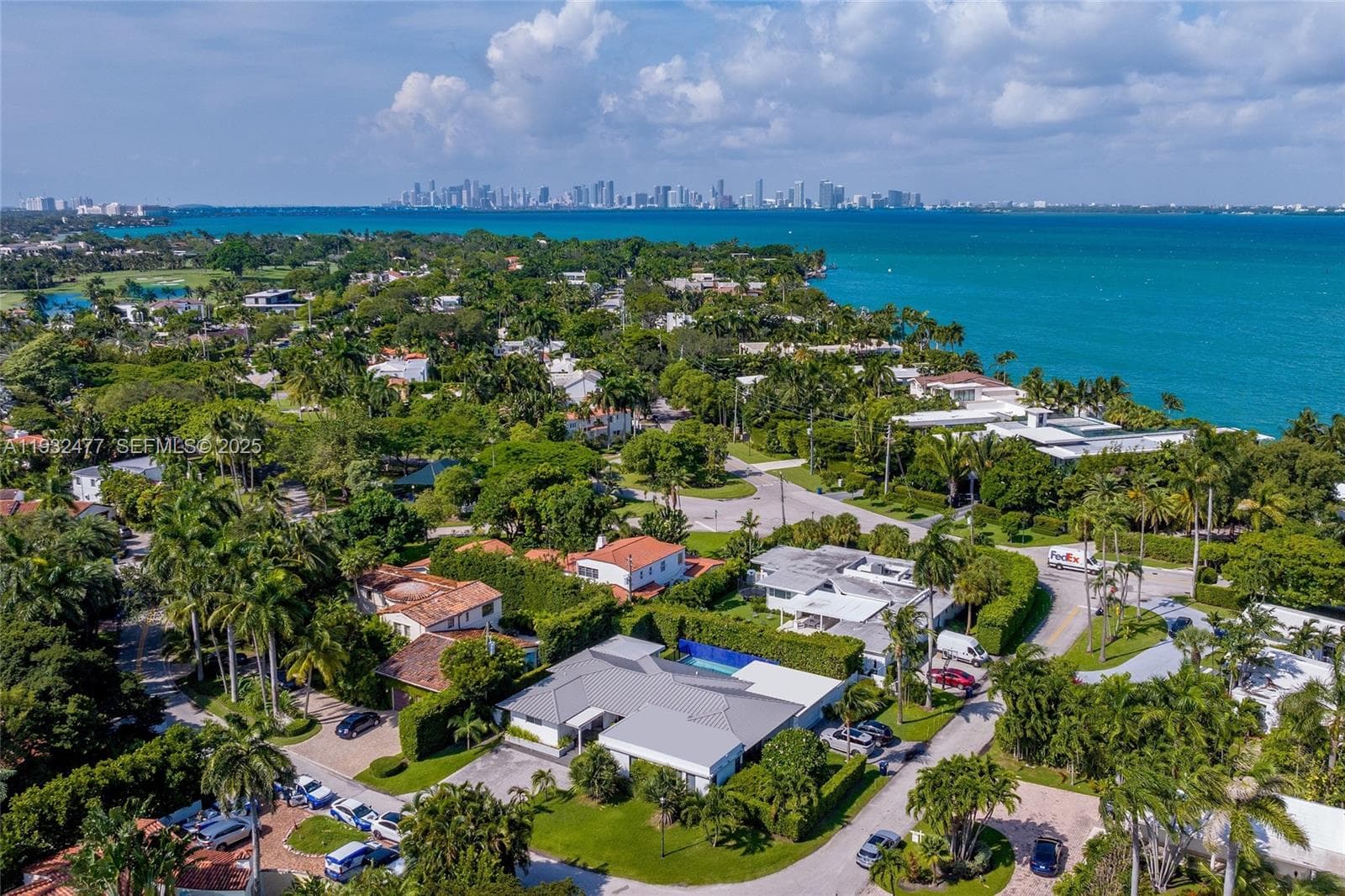 A11932477 — Miami Beach — 43