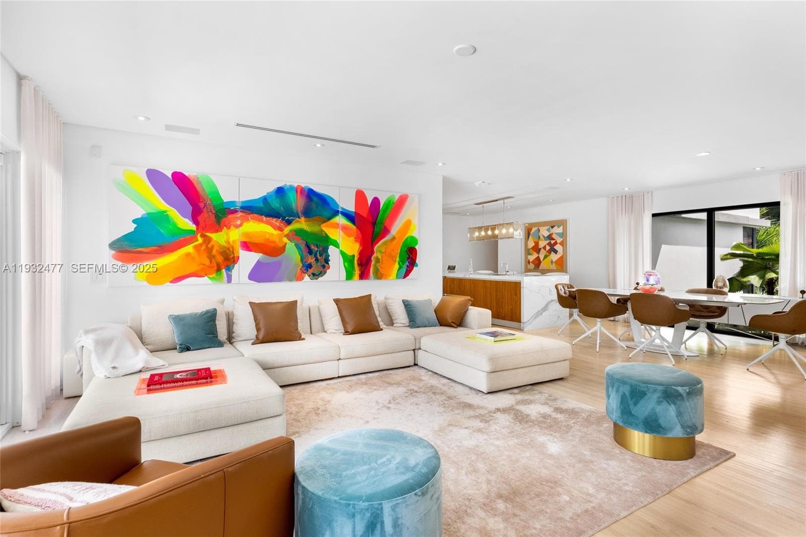 A11932477 — Miami Beach — 5