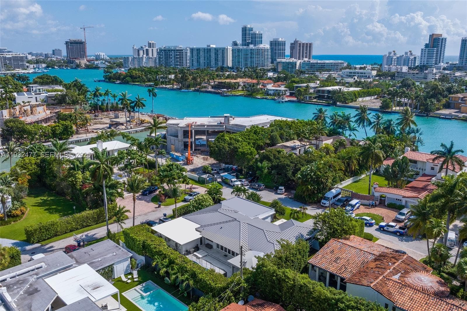 A11932477 — Miami Beach — 44