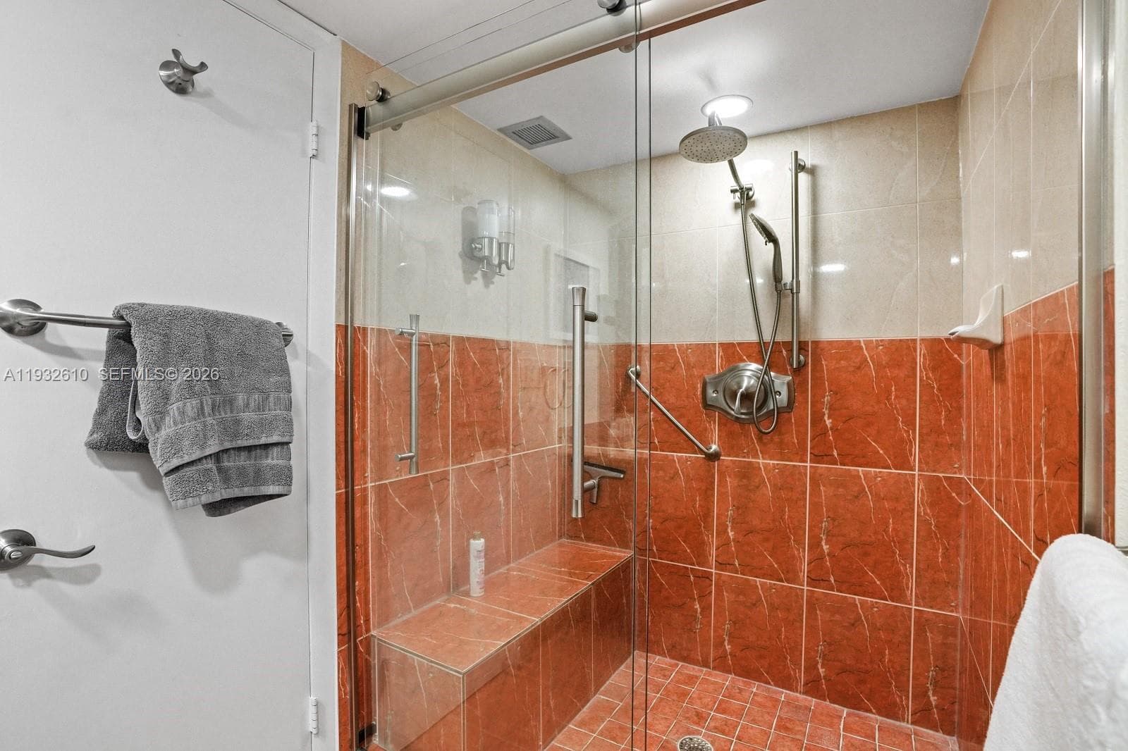 A11932610 — Miami Beach — 23