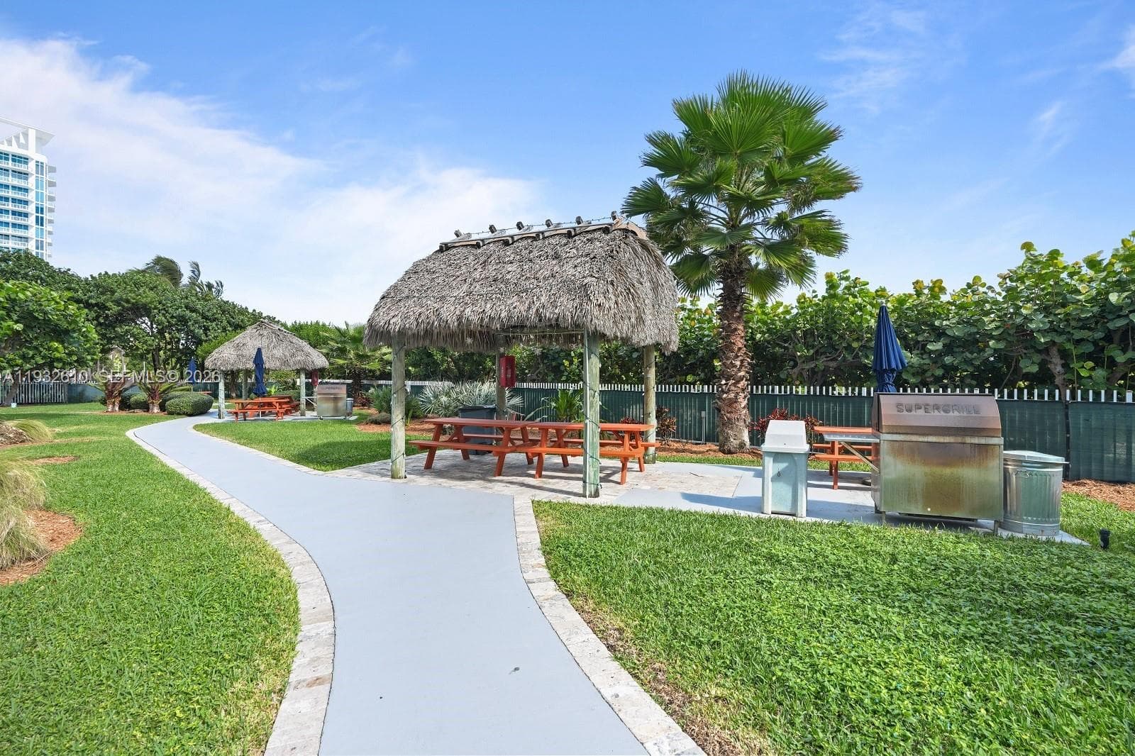 A11932610 — Miami Beach — 49