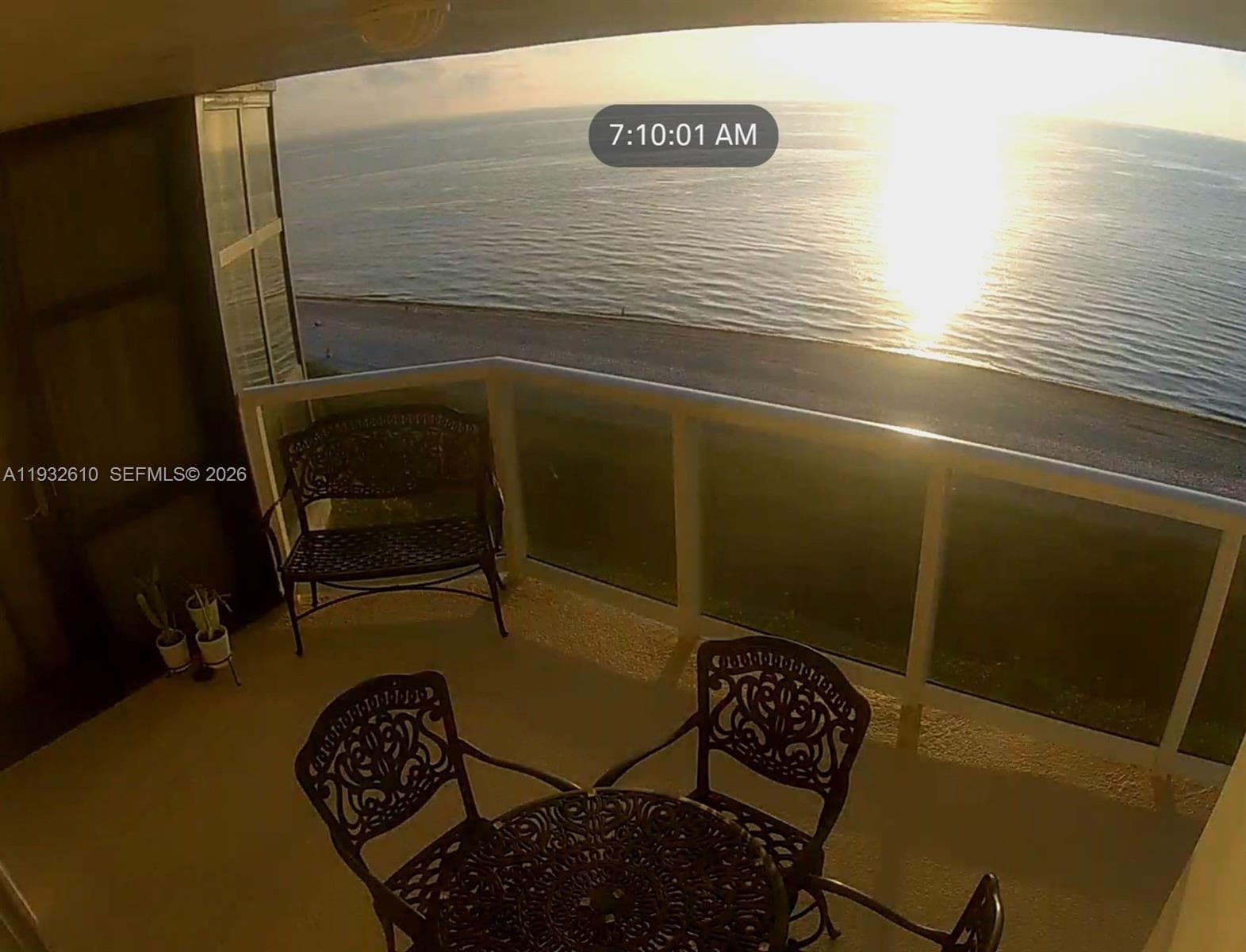 A11932610 — Miami Beach — 45