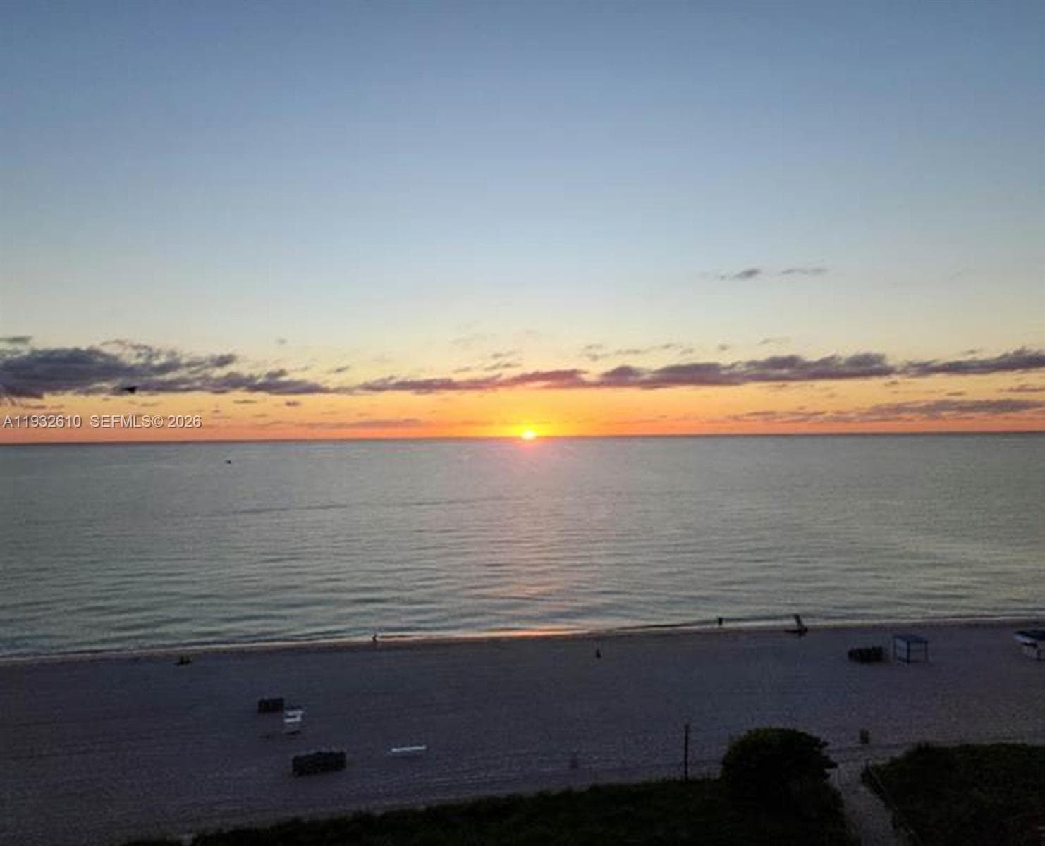 A11932610 — Miami Beach — 44