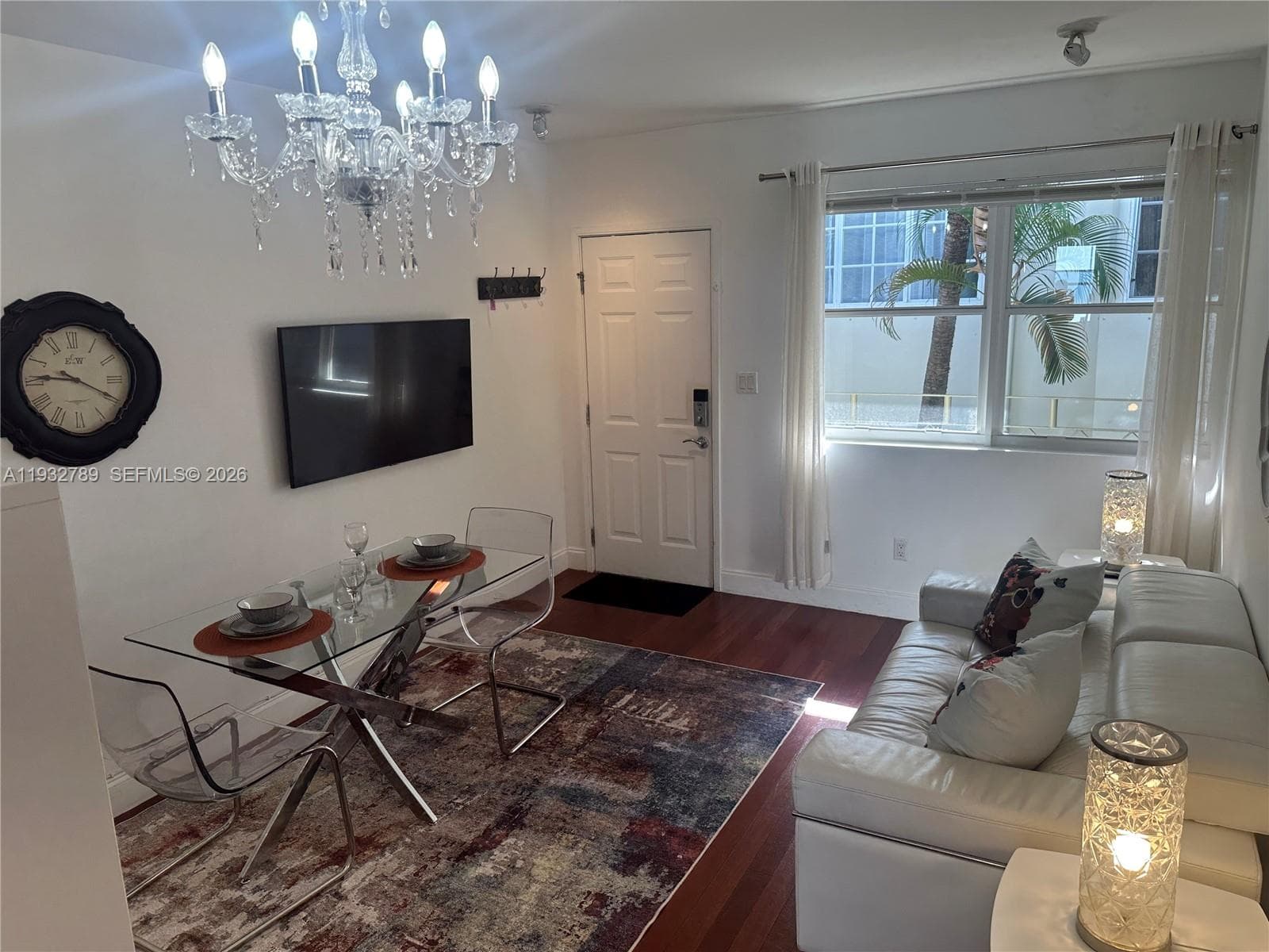 A11932789 — Miami Beach — 6