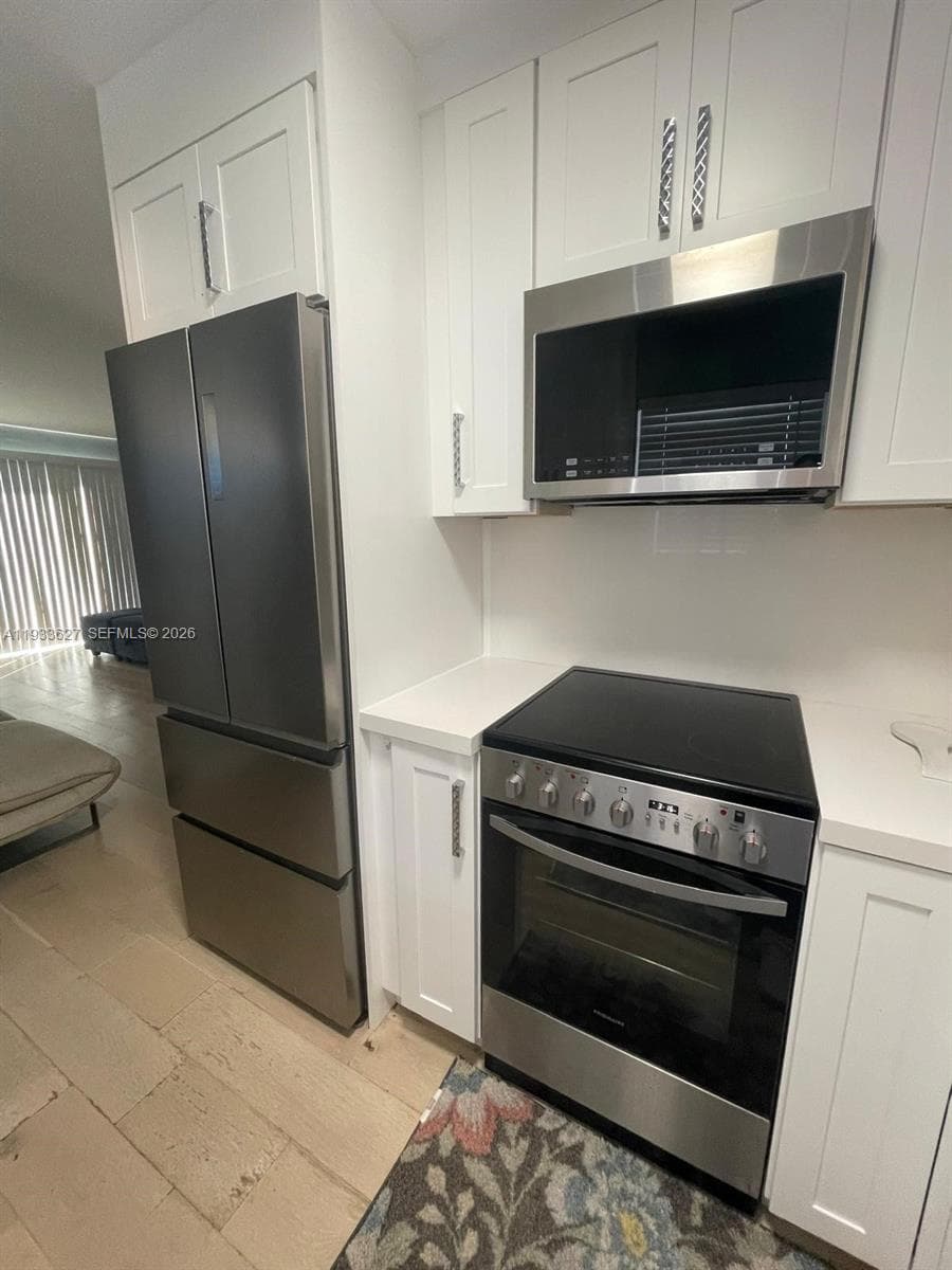 A11933627 — Miami Beach — 15