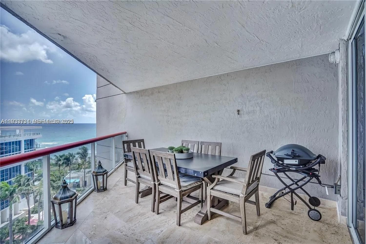 A11933731 — Miami Beach — 6