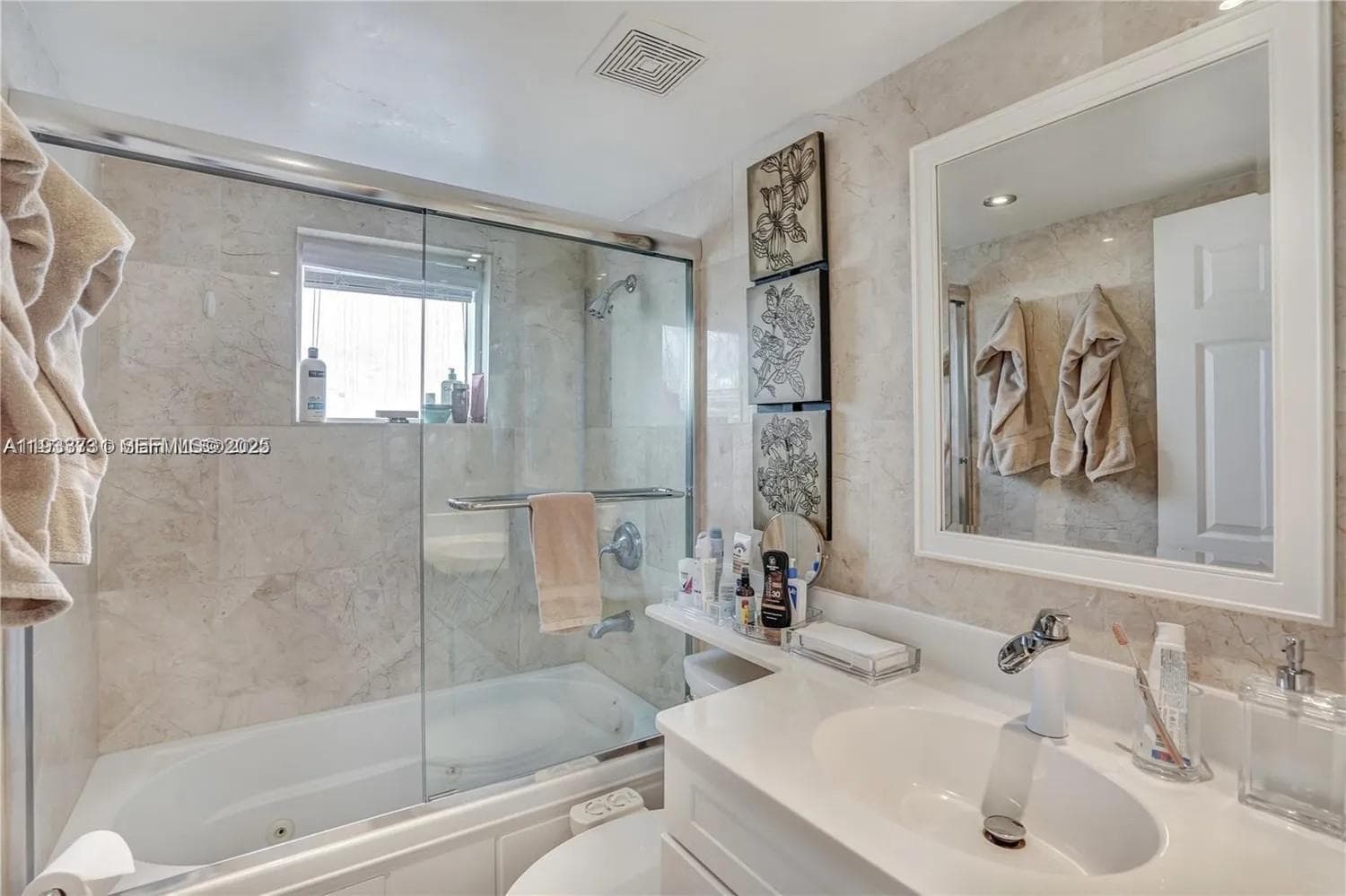A11933731 — Miami Beach — 8