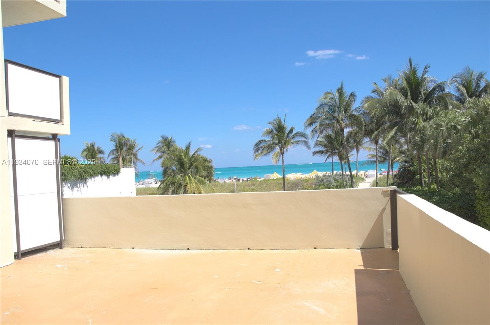 A11934070 — Miami Beach — 2
