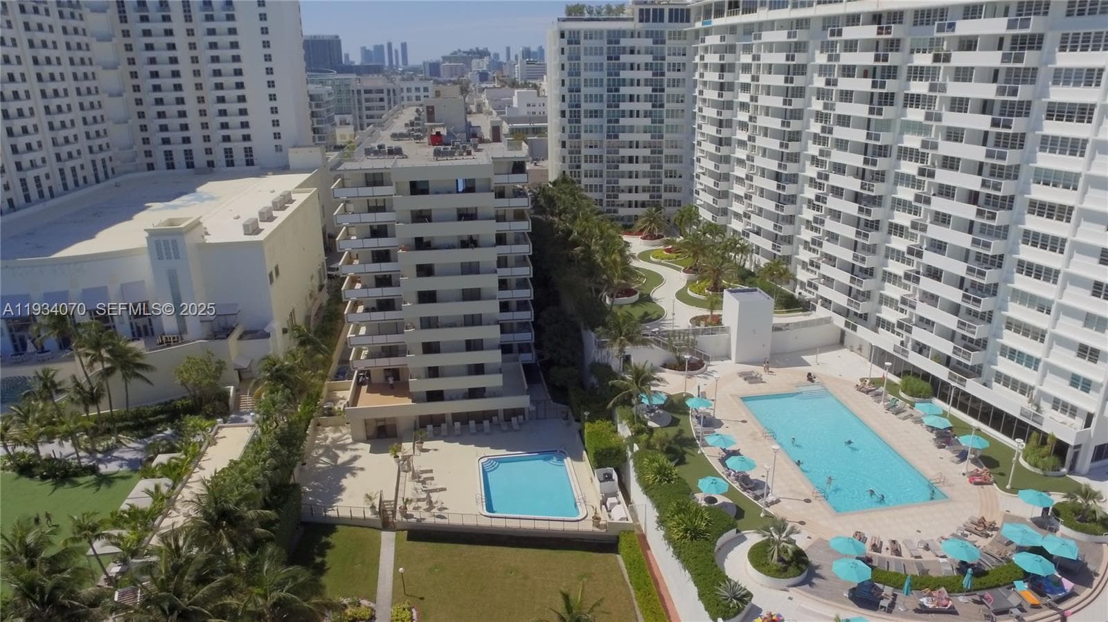 A11934070 — Miami Beach — 18