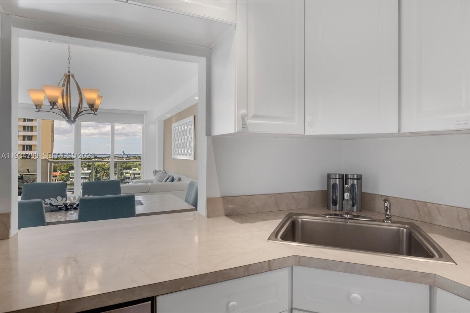 A11934286 — Miami Beach — 23