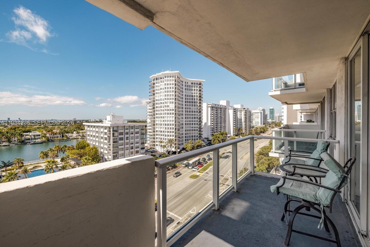 A11934286 — Miami Beach — 12