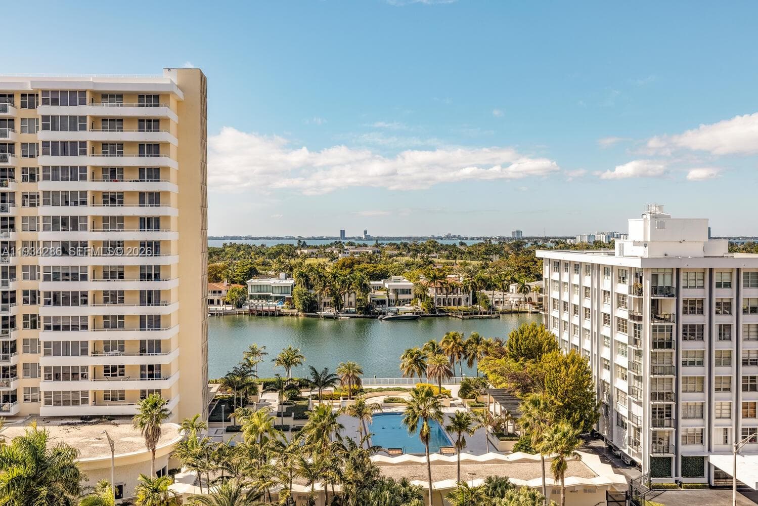 A11934286 — Miami Beach — 11