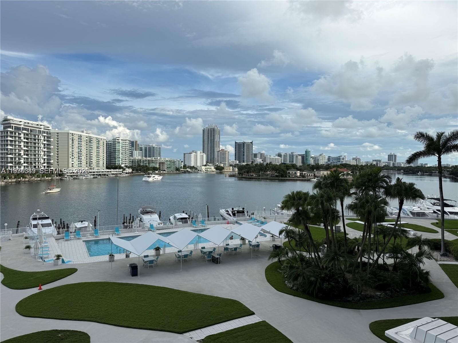 A11934349 — Miami Beach — 27
