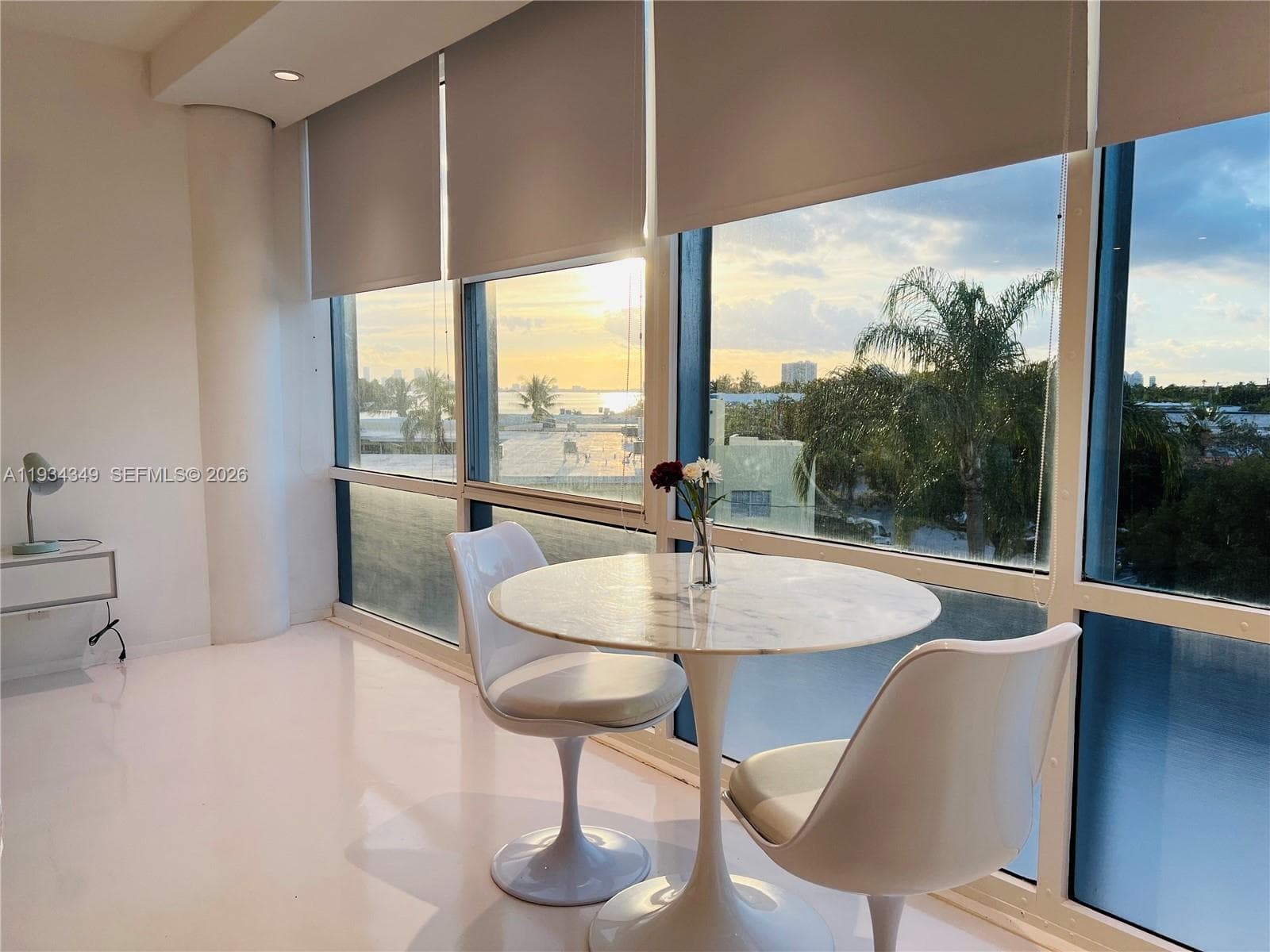 A11934349 — Miami Beach — 17