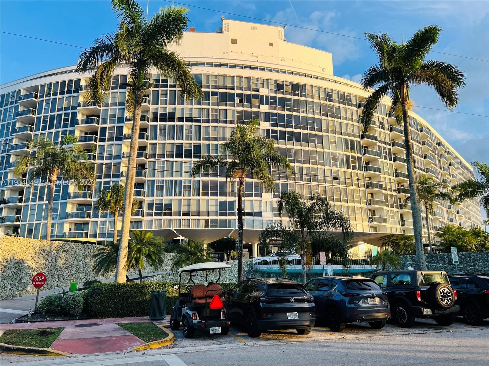 A11934349 — Miami Beach — 38