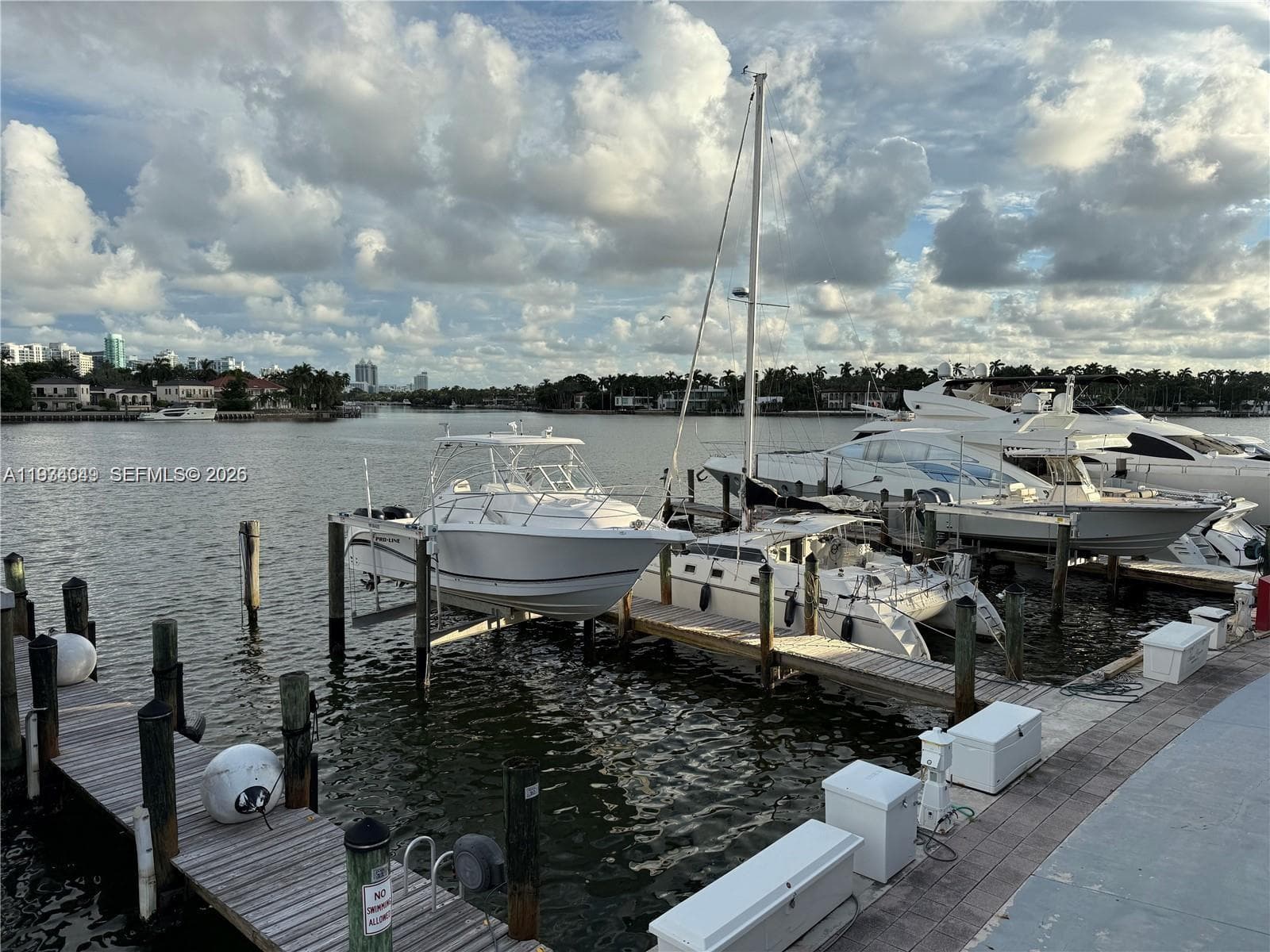 A11934349 — Miami Beach — 29