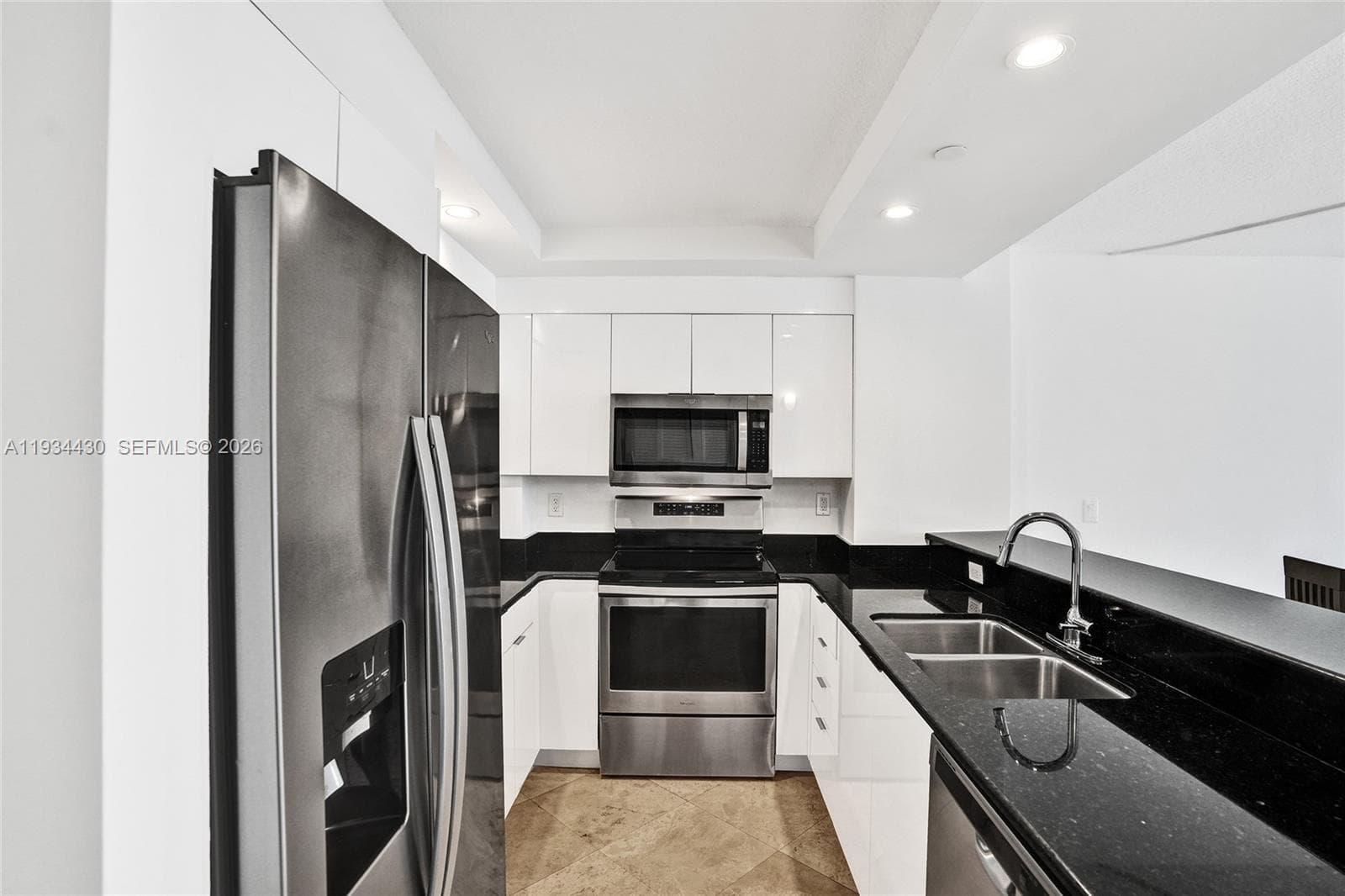 A11934430 — Miami Beach — 13