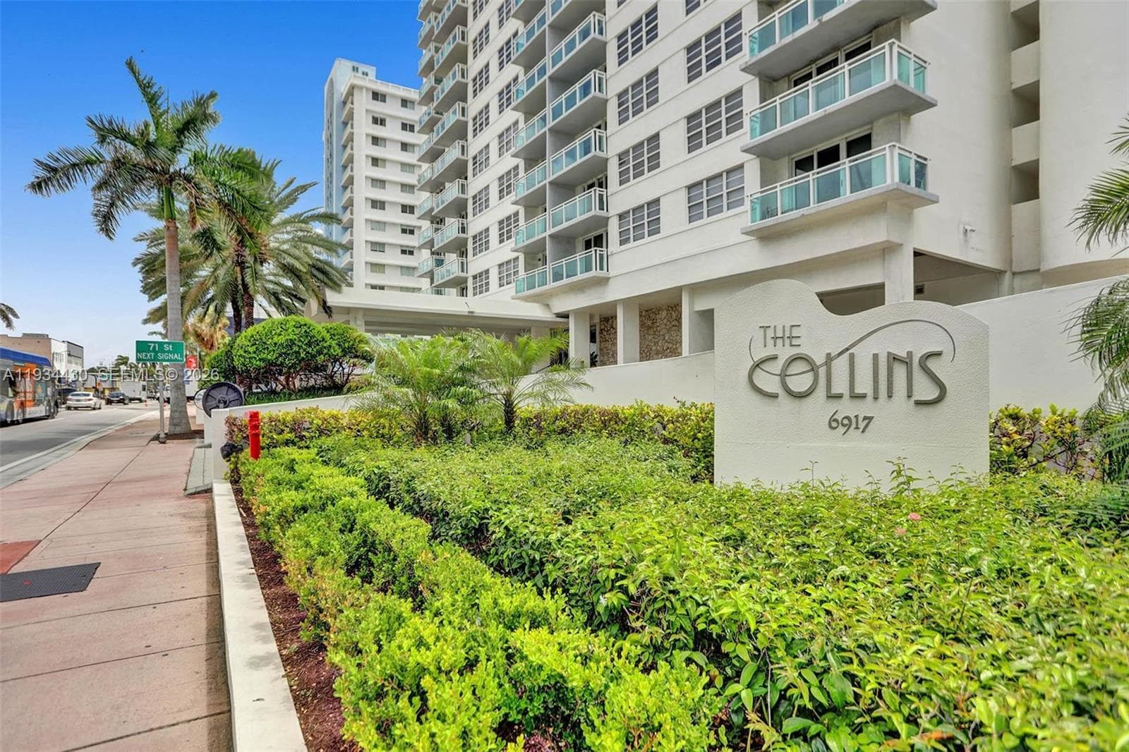 A11934430 — Miami Beach — 57