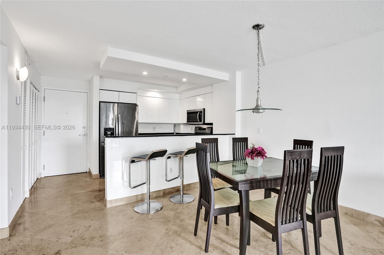 A11934430 — Miami Beach — 10