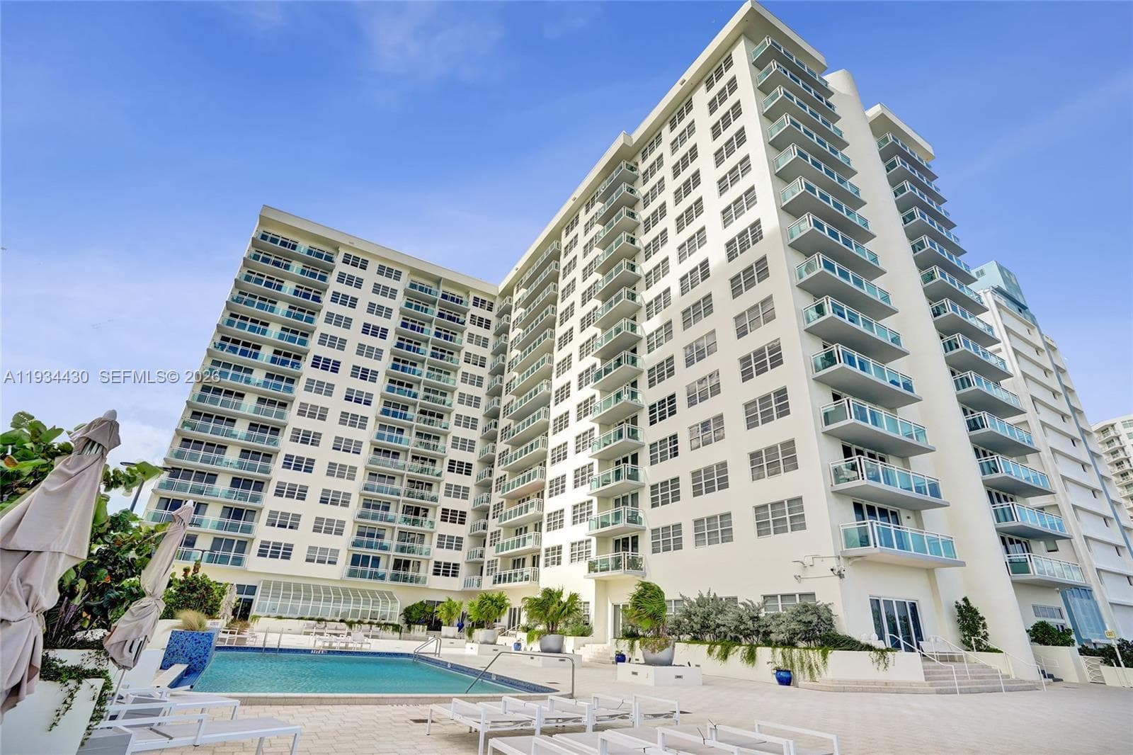 A11934430 — Miami Beach — 55