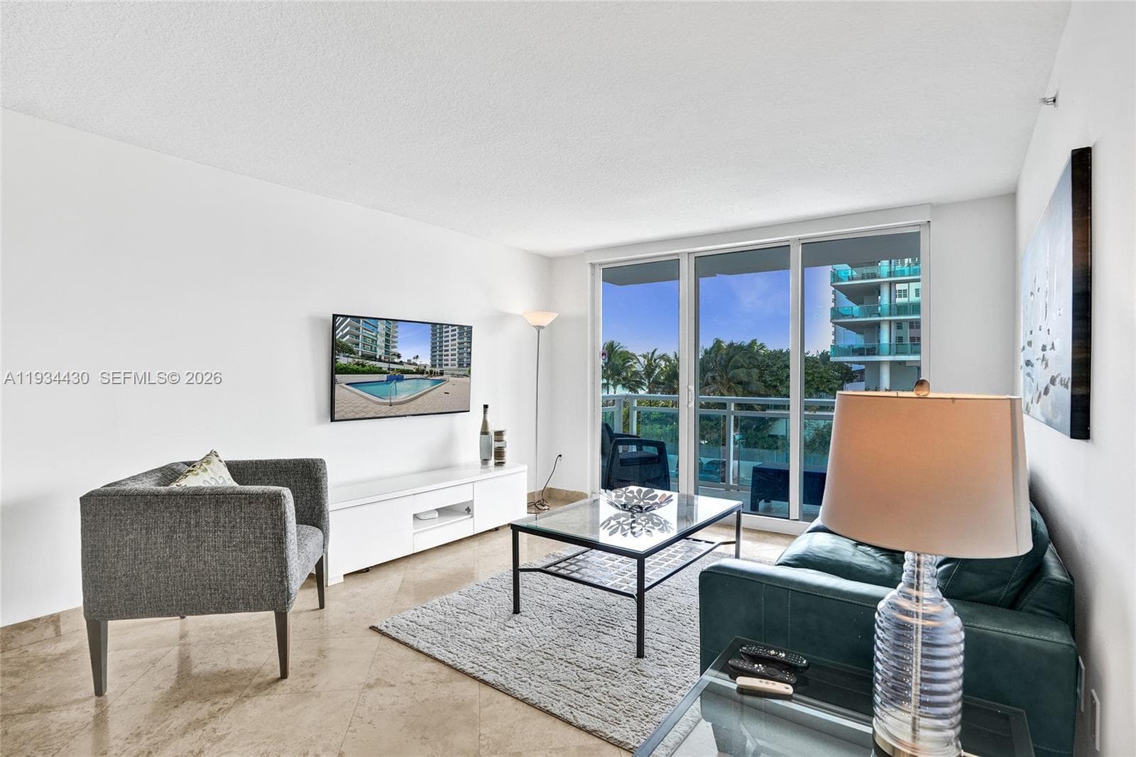 A11934430 — Miami Beach — 8