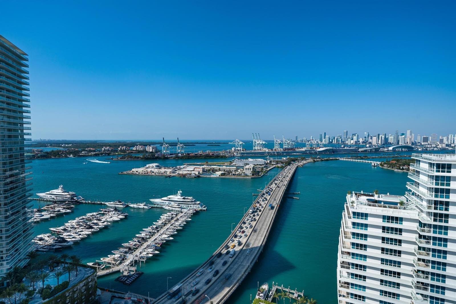 F10542192 — Miami Beach — 27