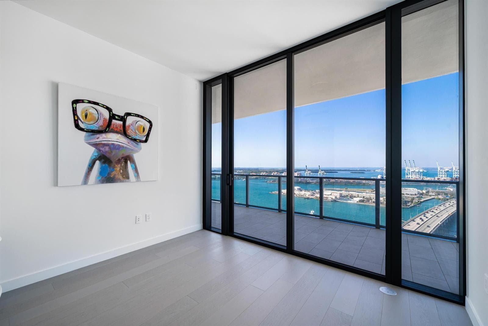 F10542192 — Miami Beach — 13
