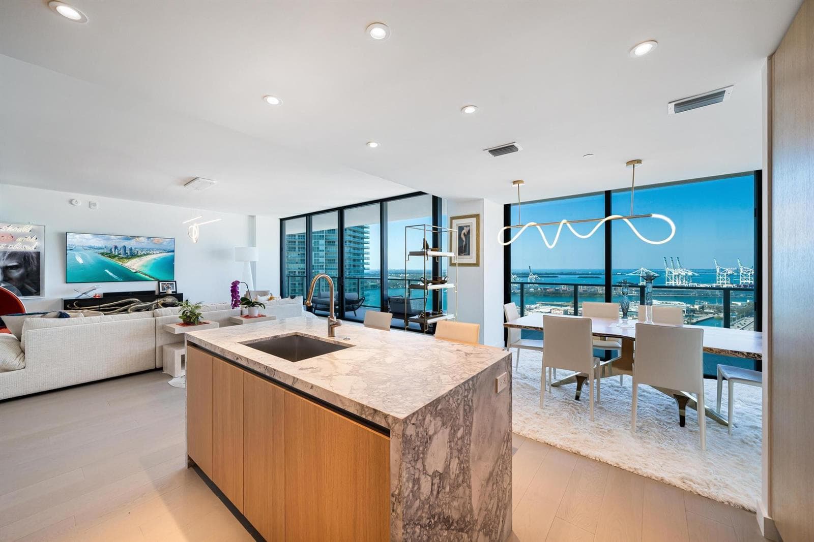 F10542192 — Miami Beach — 5