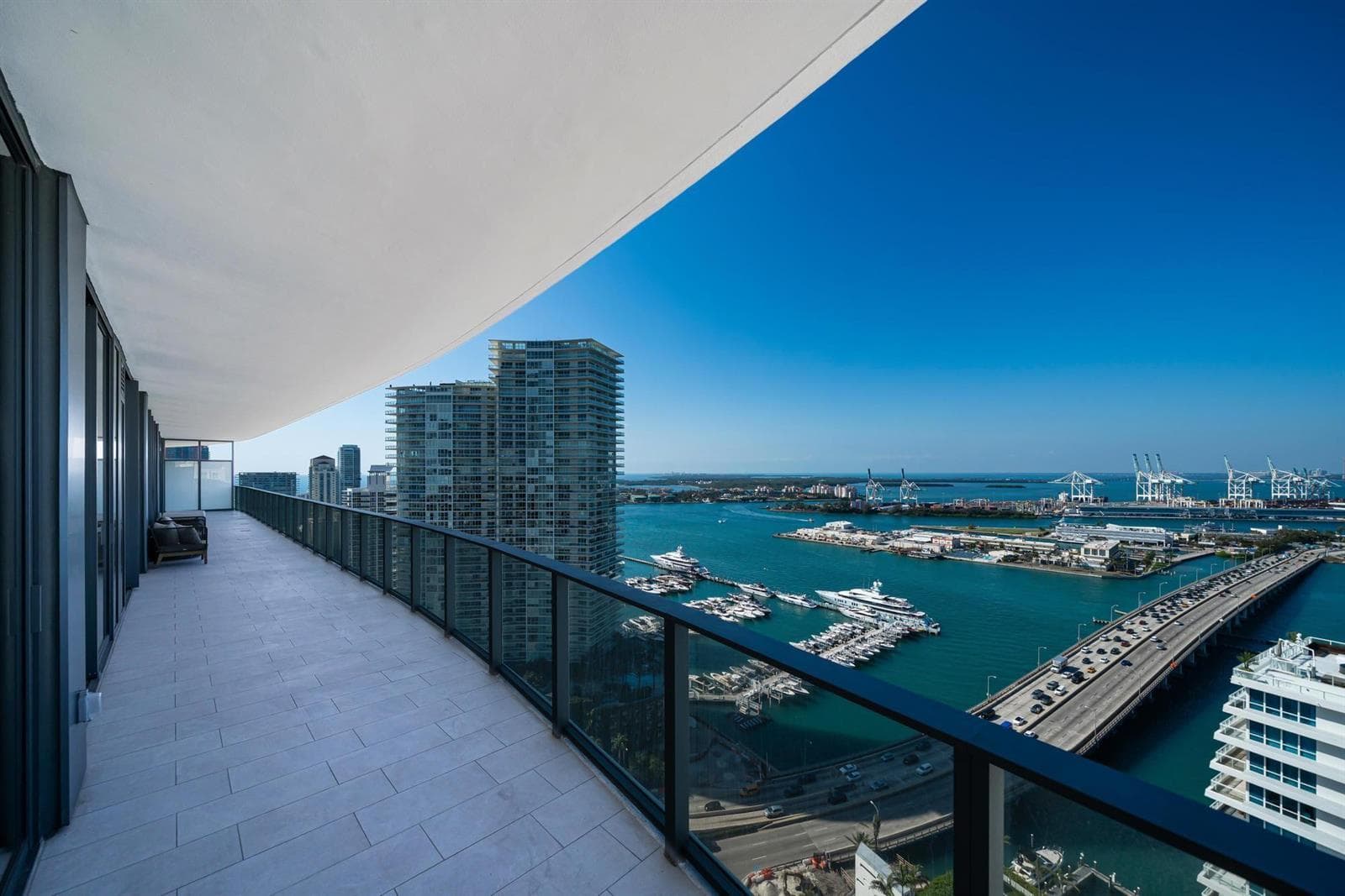 F10542192 — Miami Beach — 29