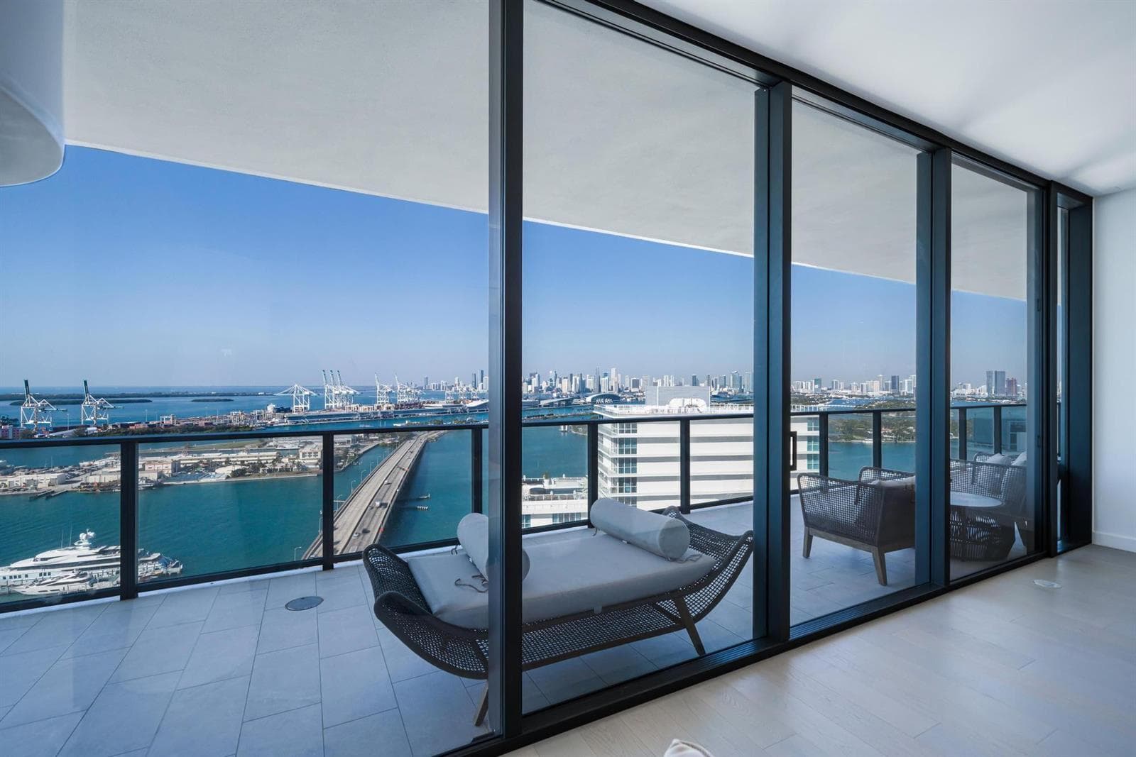 F10542192 — Miami Beach — 8