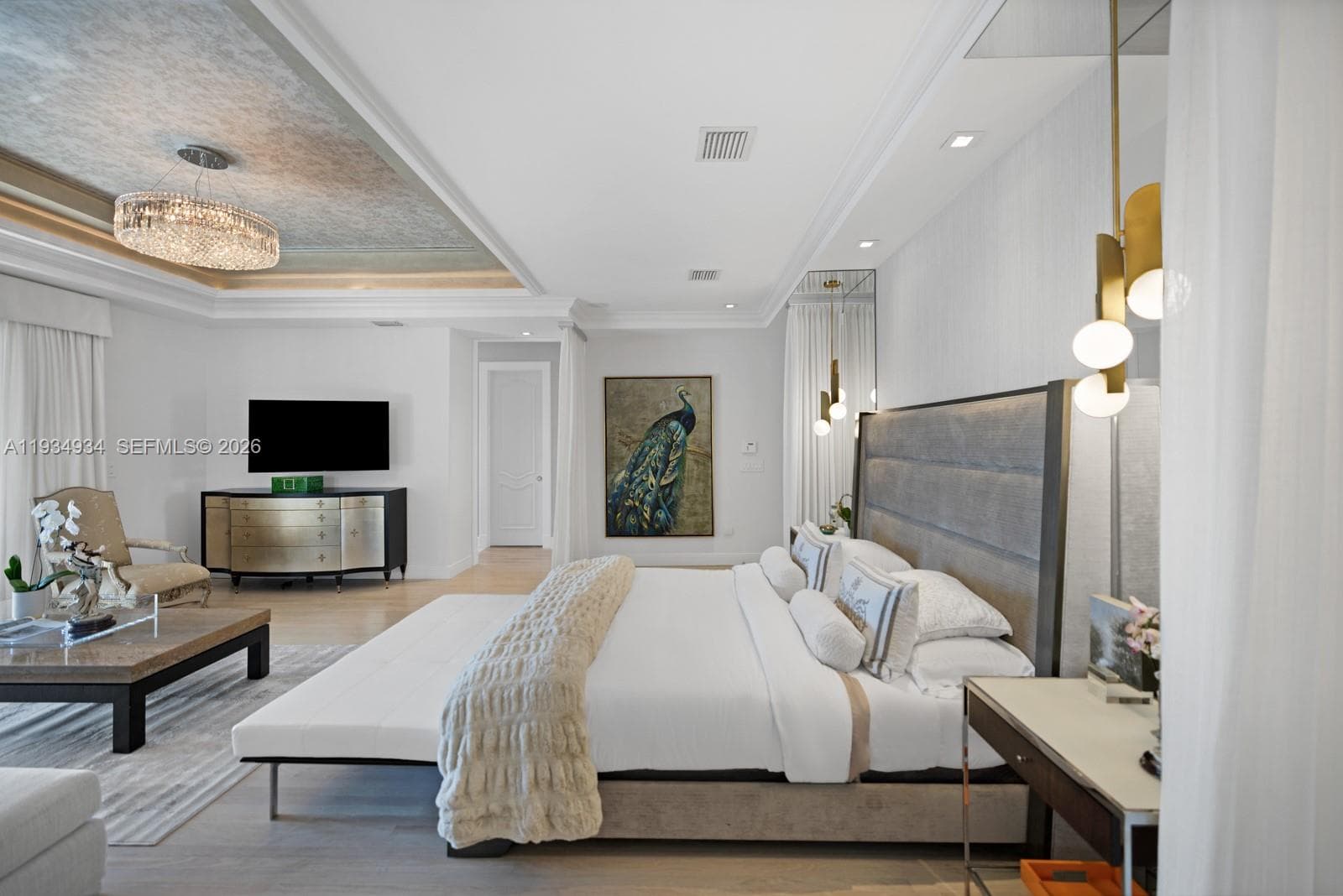 A11934934 — Miami Beach — 22
