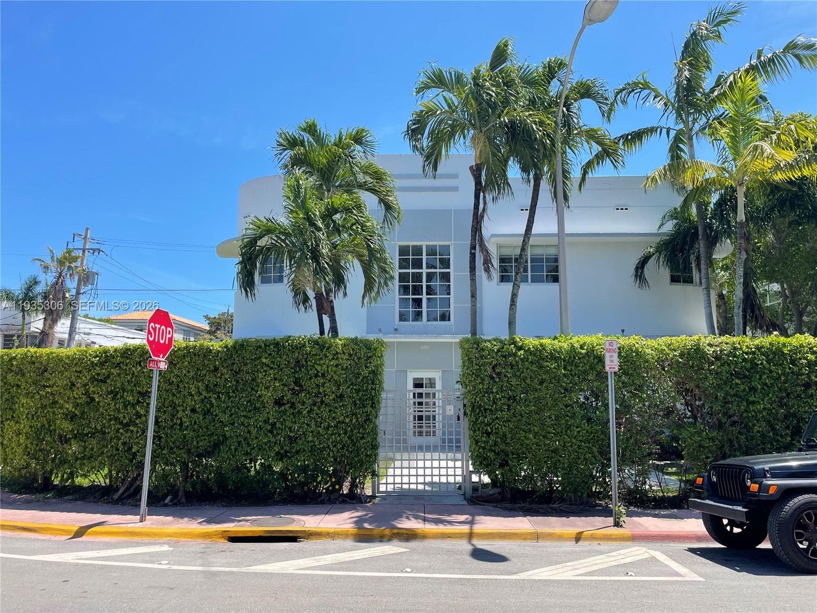 A11935306 — Miami Beach — 2