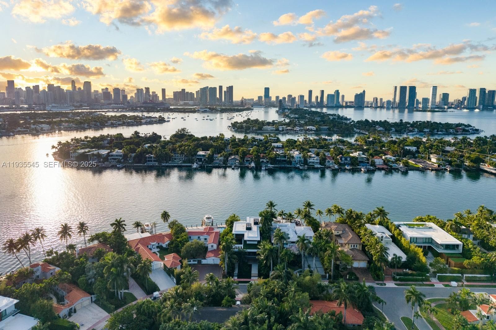 A11935545 — Miami Beach — 10
