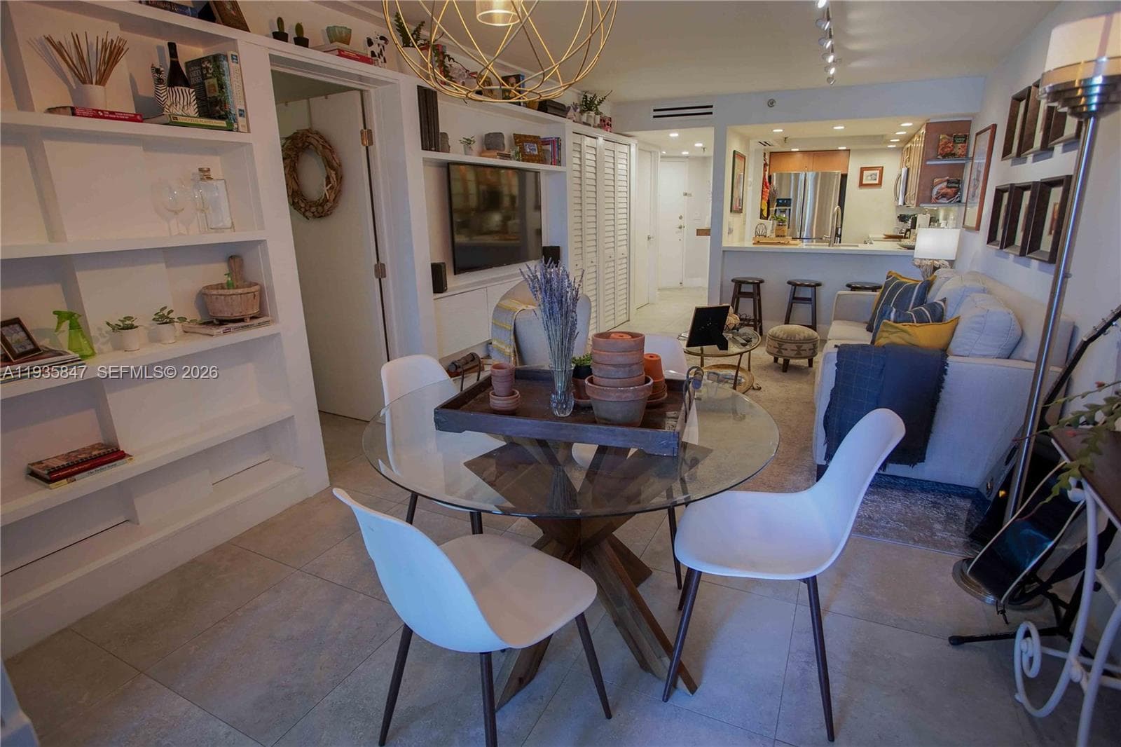 A11935847 — Miami Beach — 13