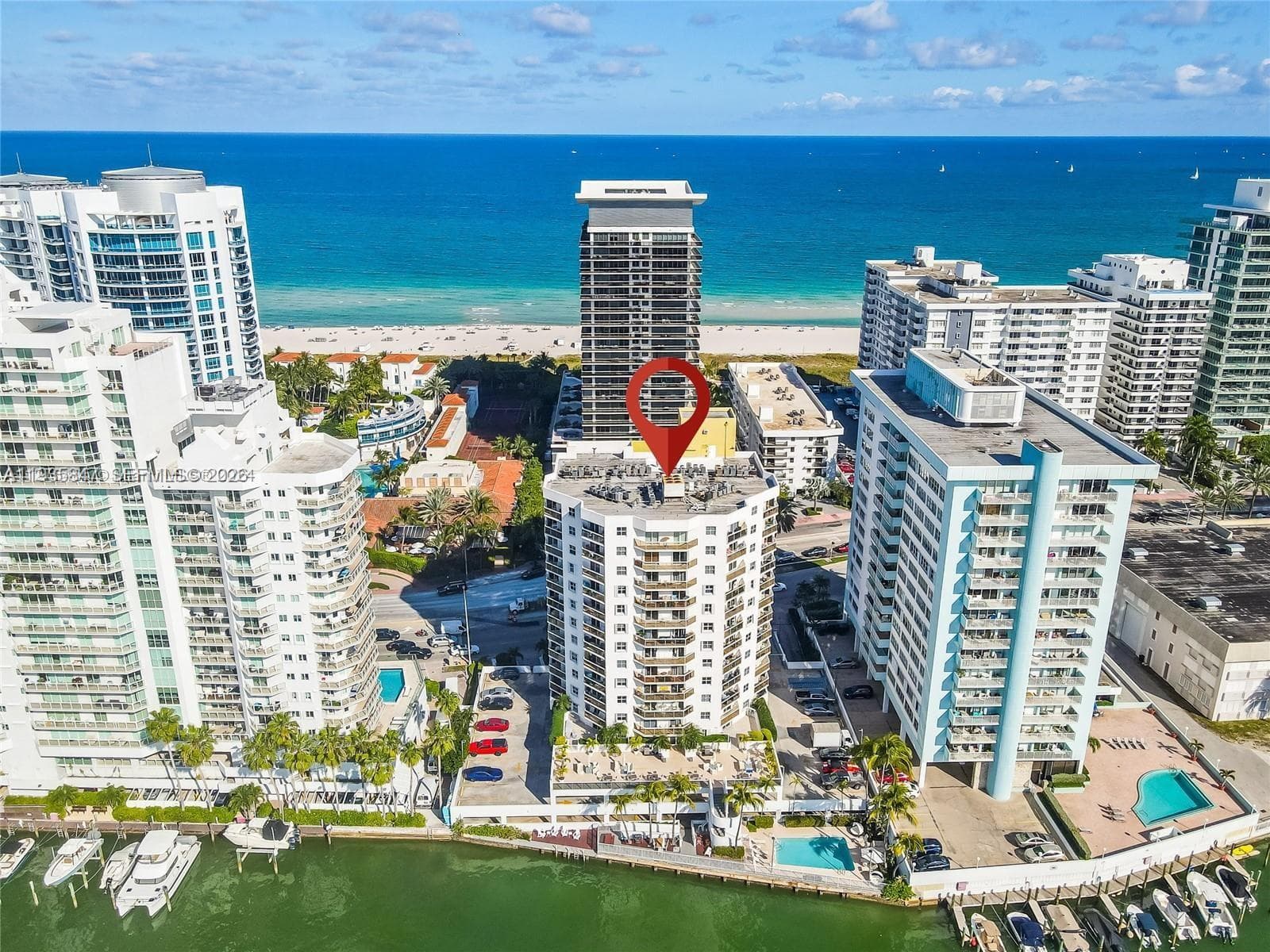 A11935847 — Miami Beach