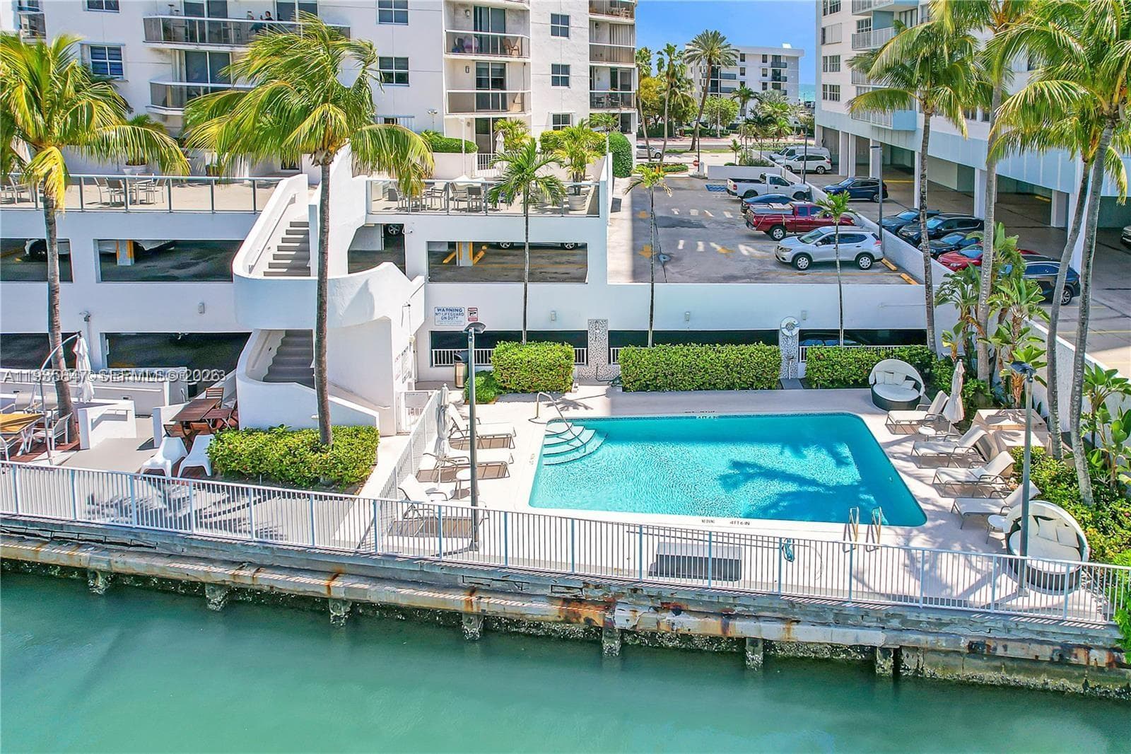 A11935847 — Miami Beach — 30