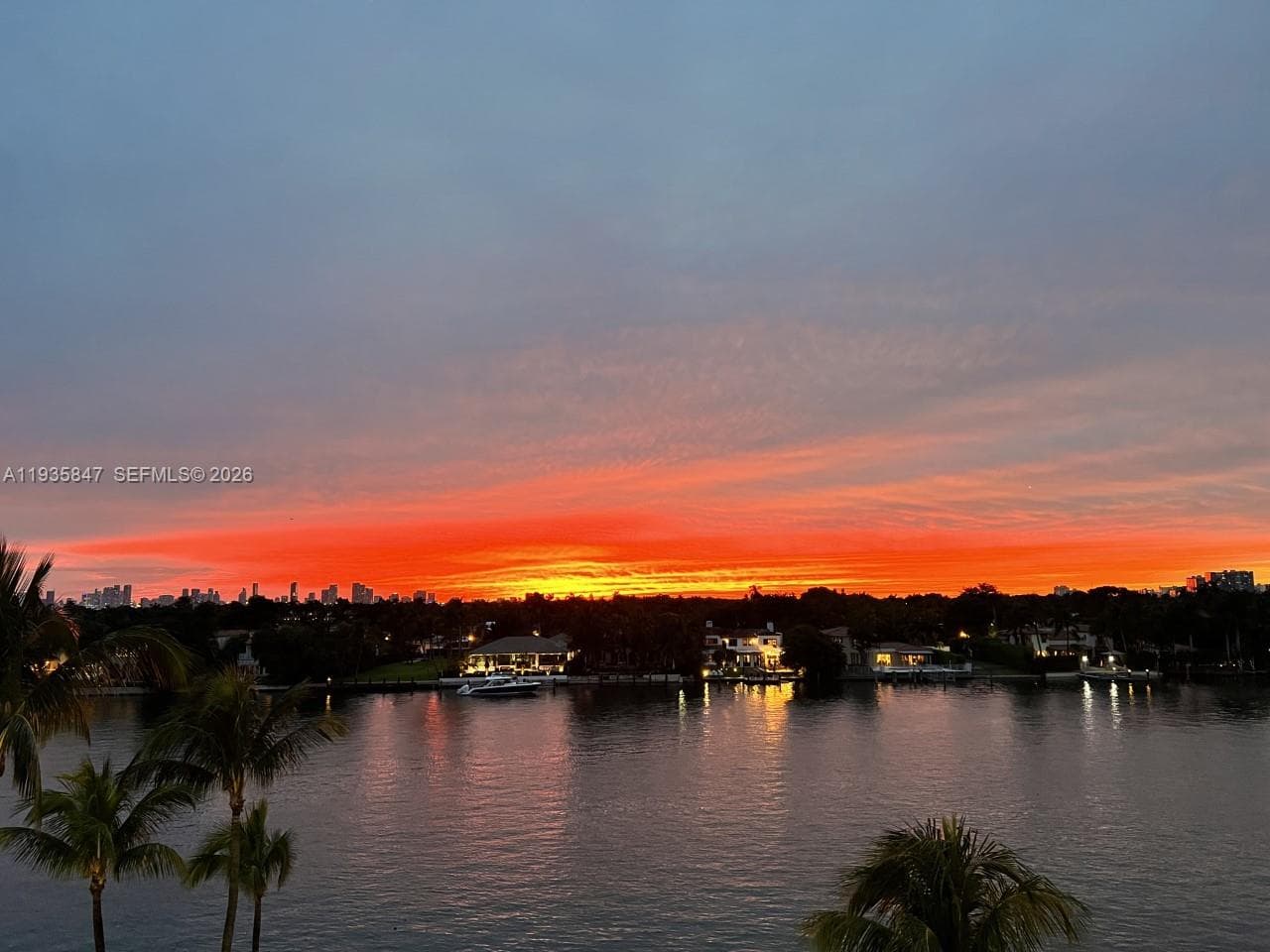 A11935847 — Miami Beach — 37