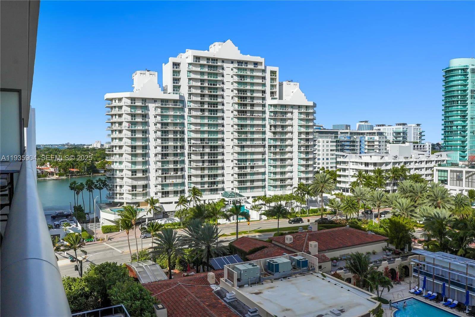A11935904 — Miami Beach — 5