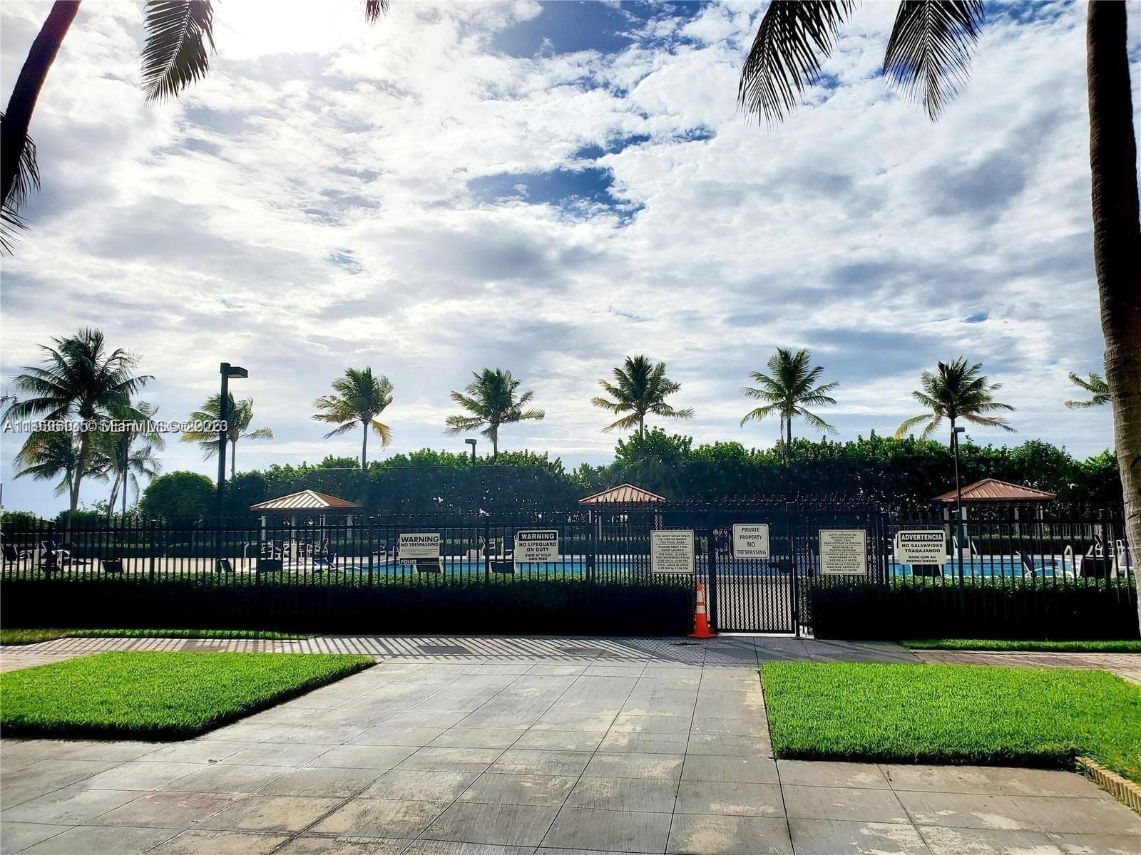 A11936135 — Miami Beach — 24