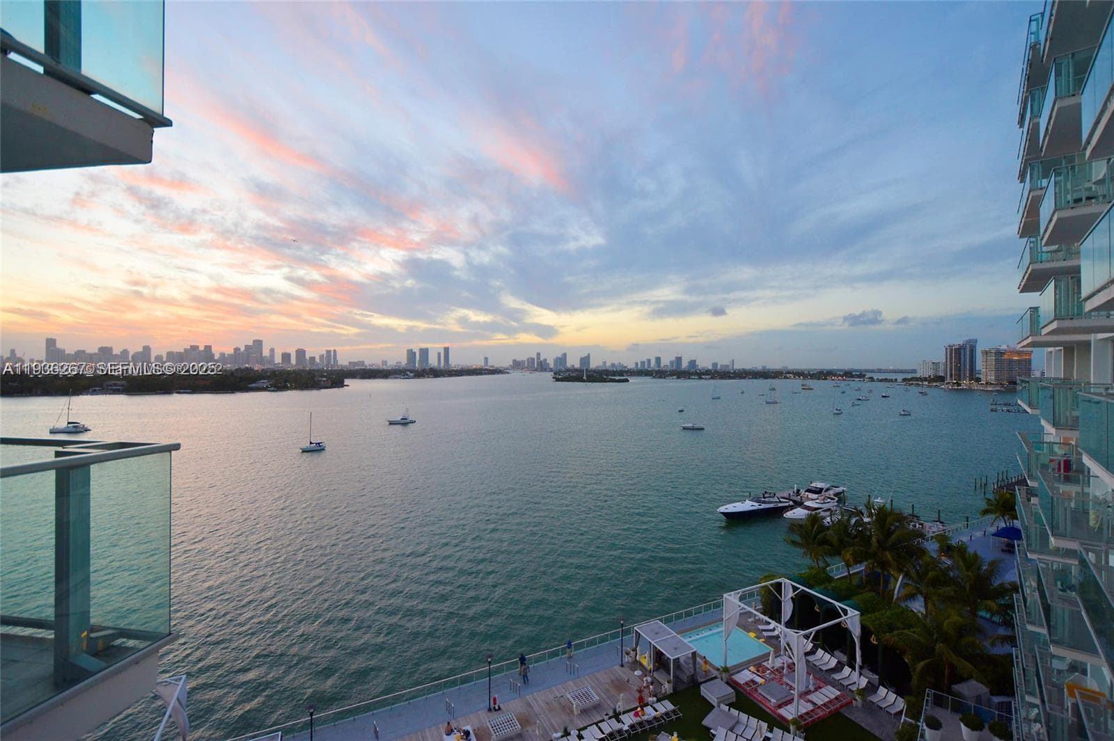 A11936267 — Miami Beach