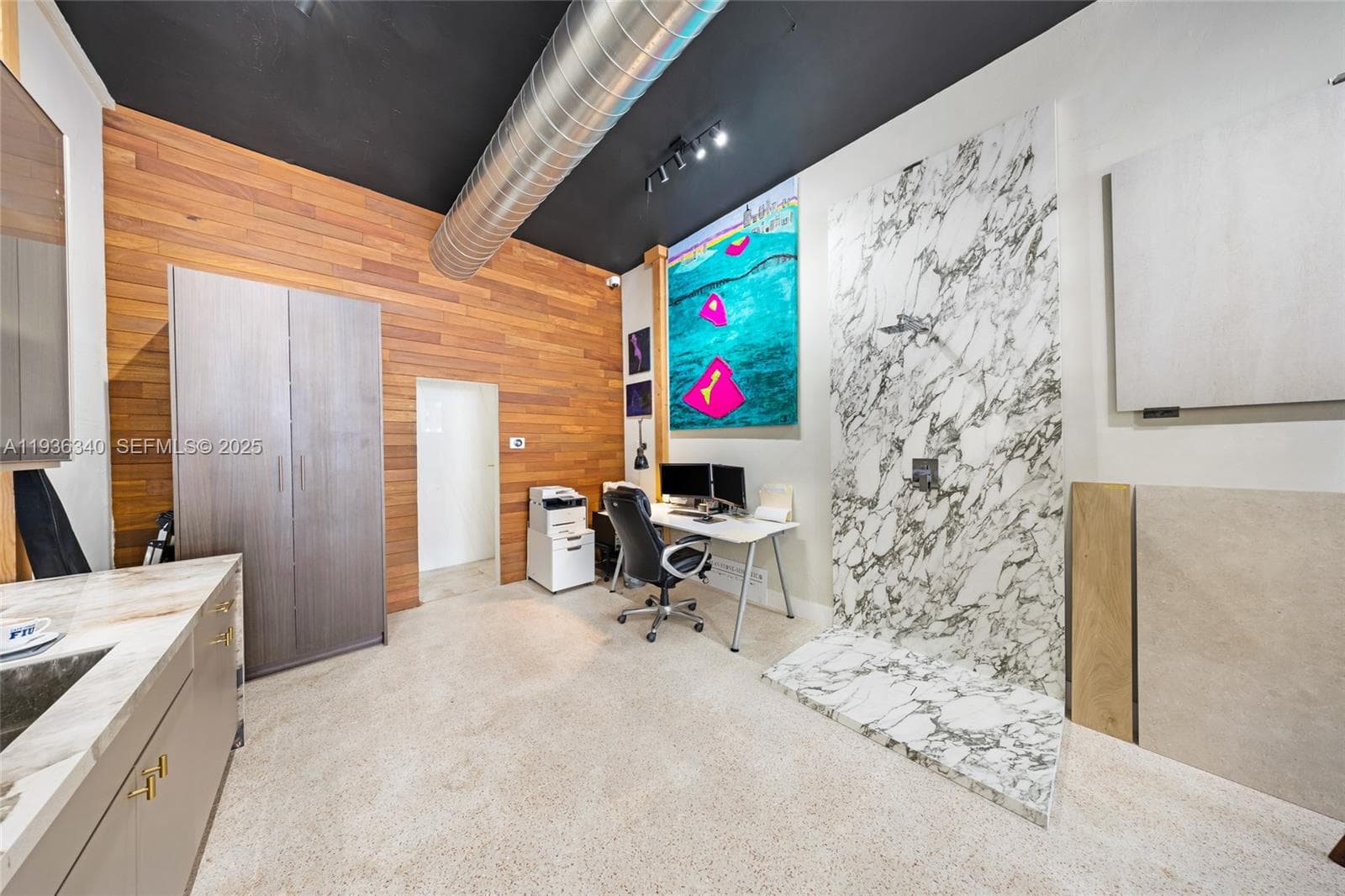 A11936340 — Miami Beach — 10