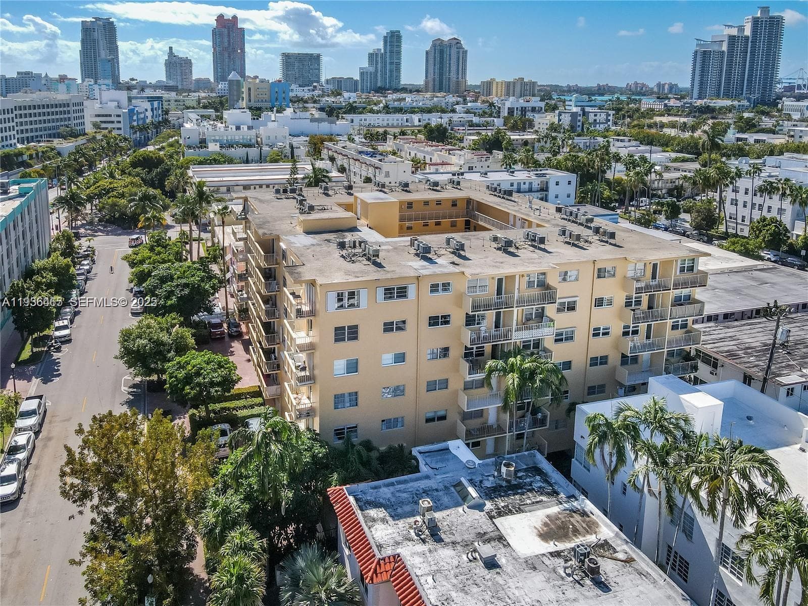 A11936465 — Miami Beach — 12